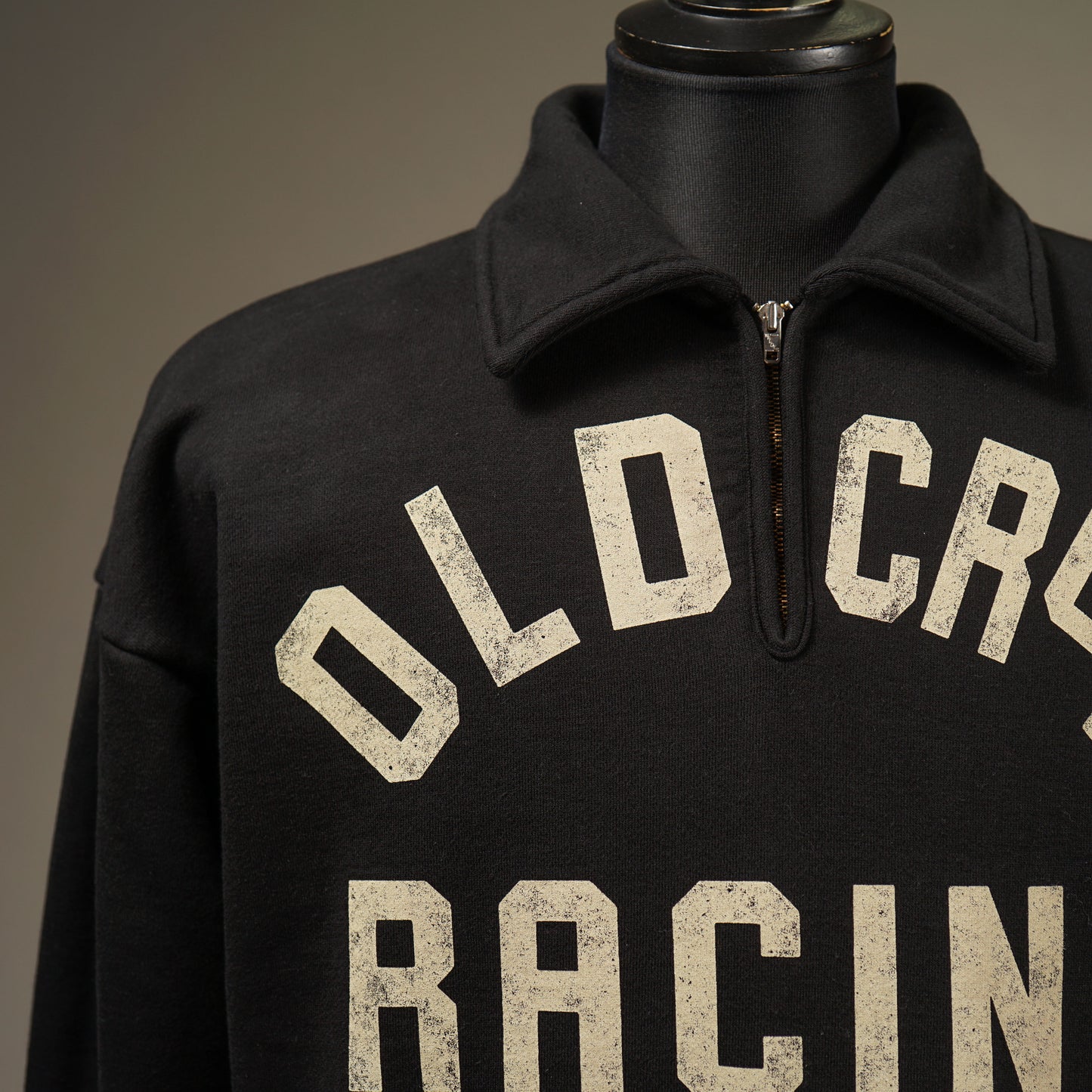OLD CROW RACING - HALF ZIP SWEAT / OC5112