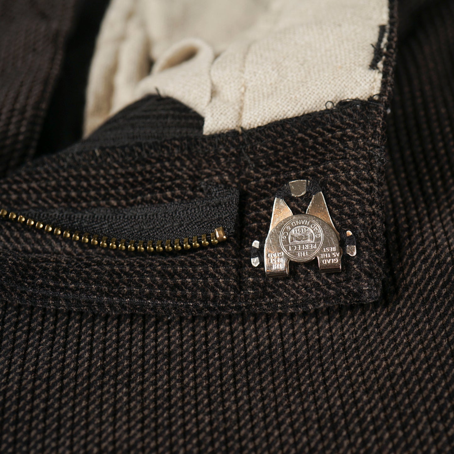 RED GENT - TROUSER / BYGH-24-AW-14