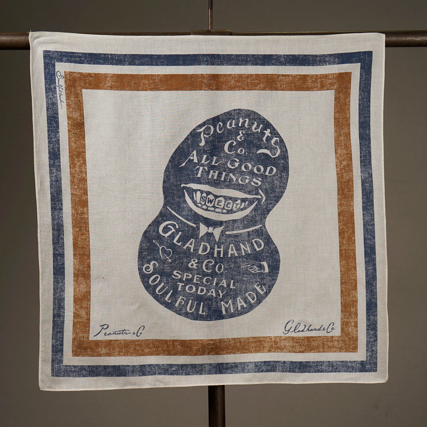 Mr,SMILEY - BANDANA【Peanuts & Co × GLADHAND & Co.】