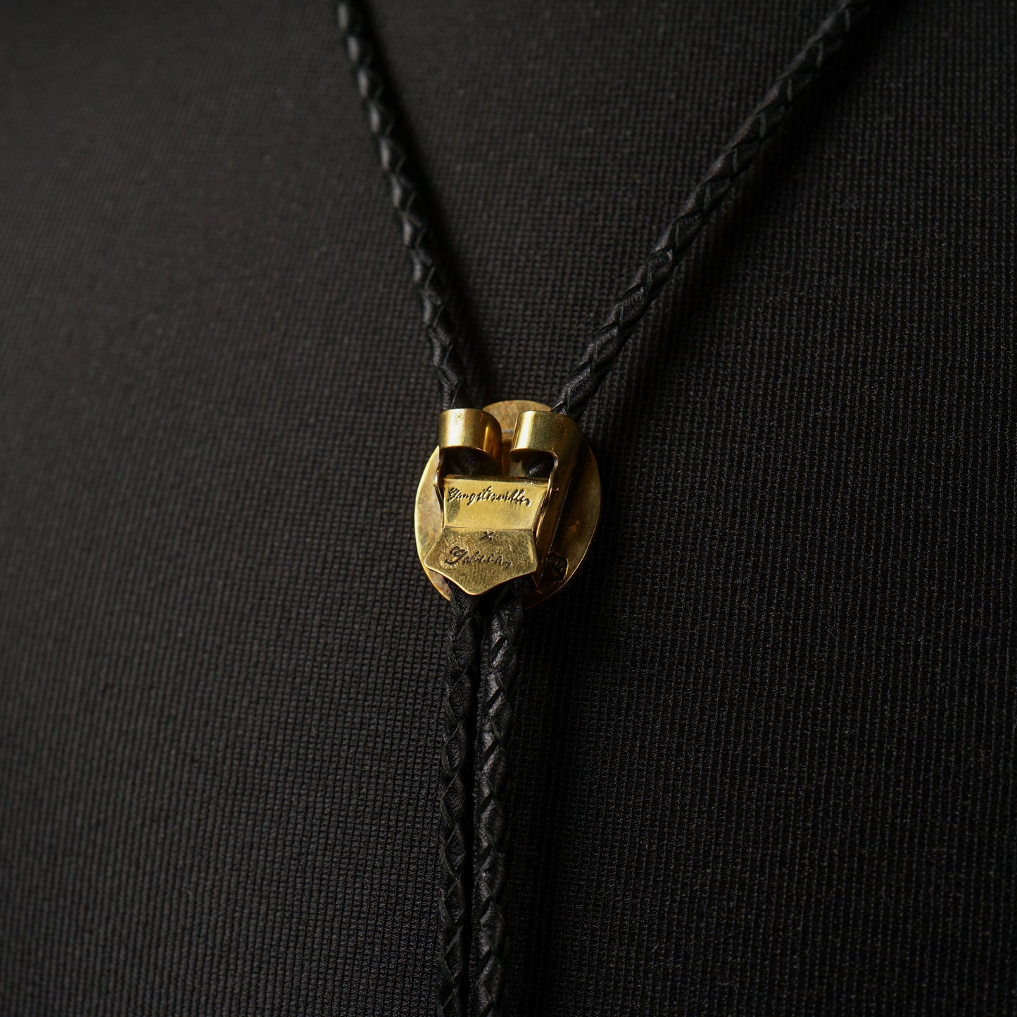 BOLO - TIE "G"/ GALCIA×GSV-07