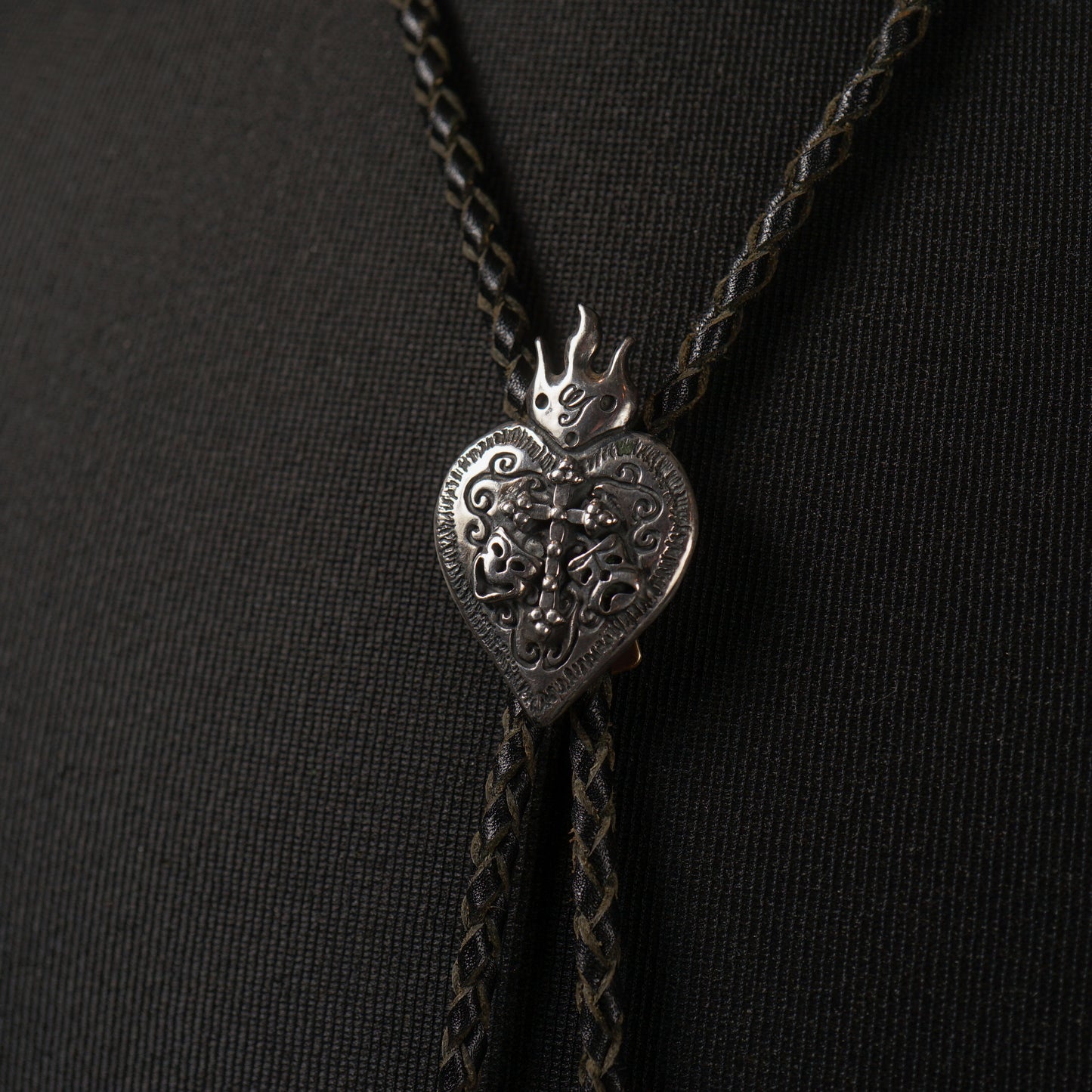 BOLO - TIE "TWO FACE"/ GALCIA×GSV-08