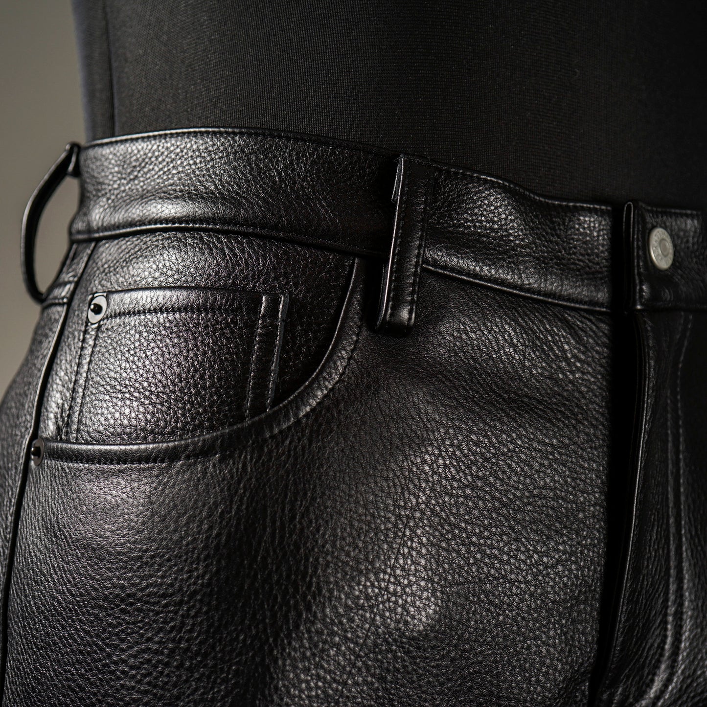 LOCOS - LEATHER PANTS / GSV-23-AW-12