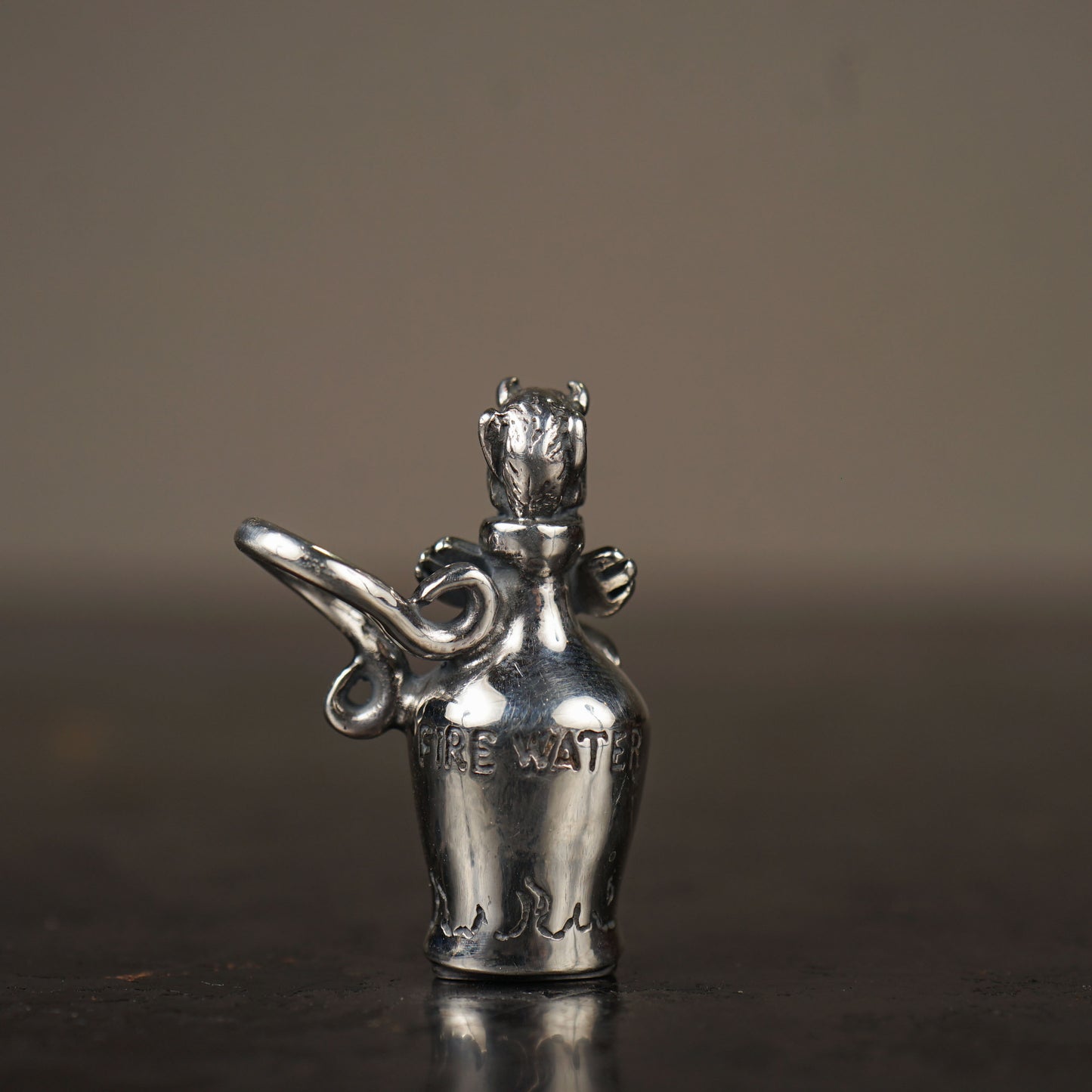 PENDANT - TOP "POISON BOTTLE"/ GALCIA×GSV-11