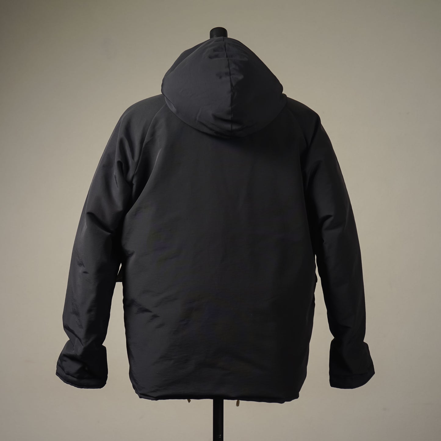 HUNTERS - DOWN JACKET / BYGH-23-AW-03