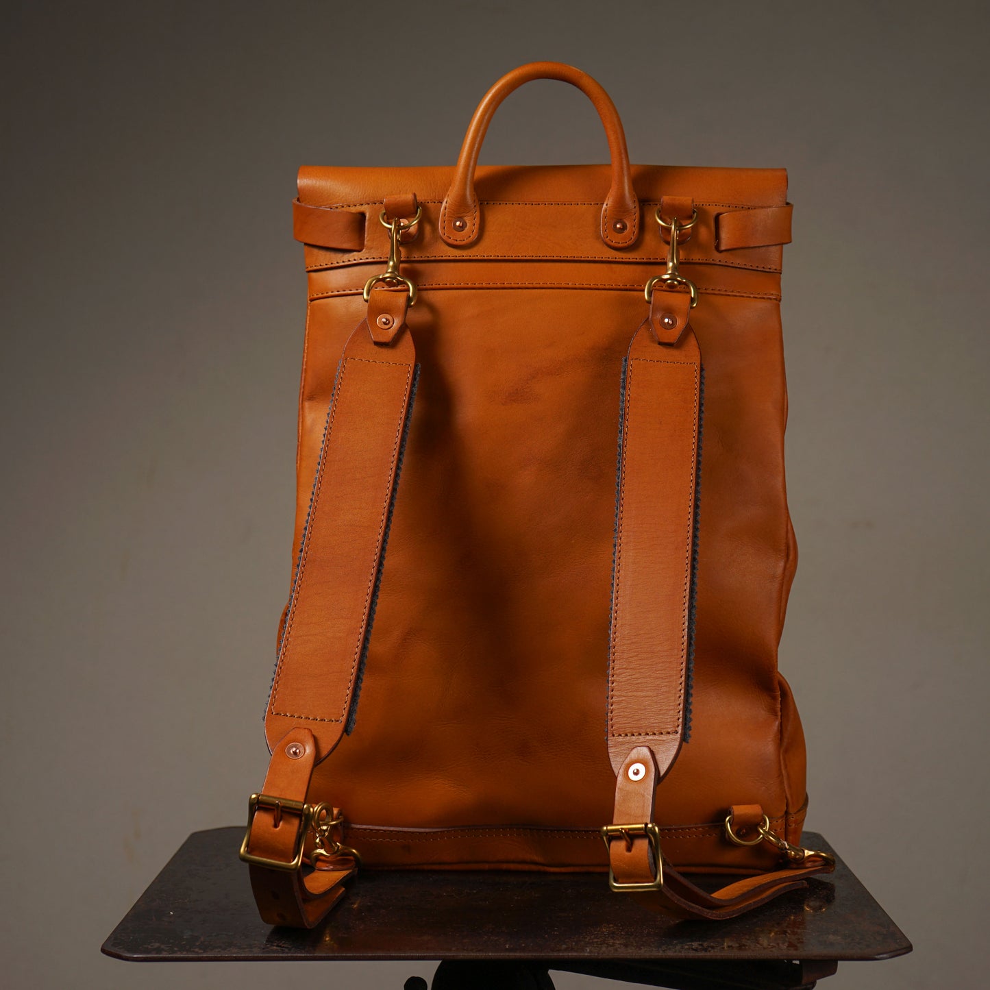 【RESTOCK】LEATHER VOYAGE 2WAY RUCKSACK "GLAD POSTALS"