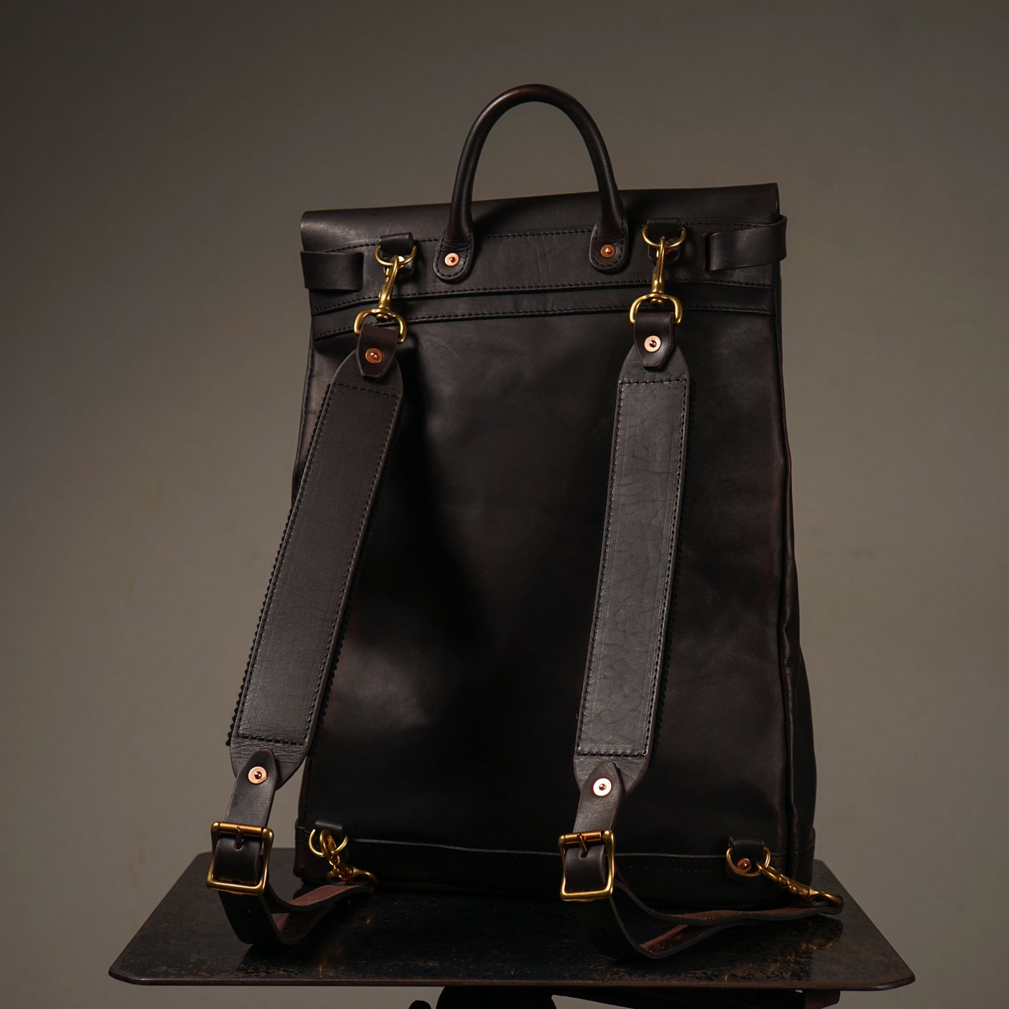 【RESTOCK】LEATHER VOYAGE 2WAY RUCKSACK "GLAD POSTALS"