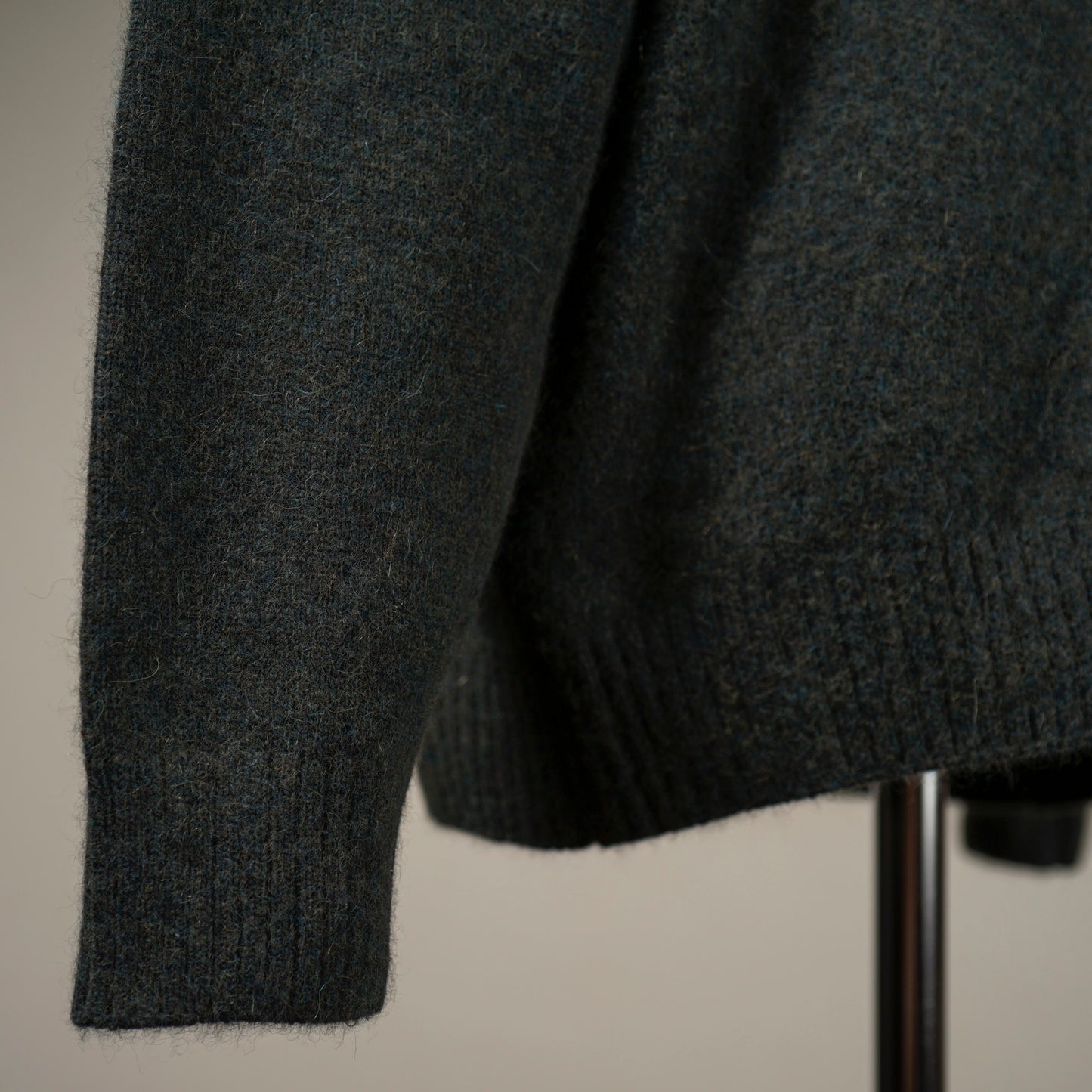 SACRED HEART - RACCOON CARDIGAN / GSV-23-AW-07
