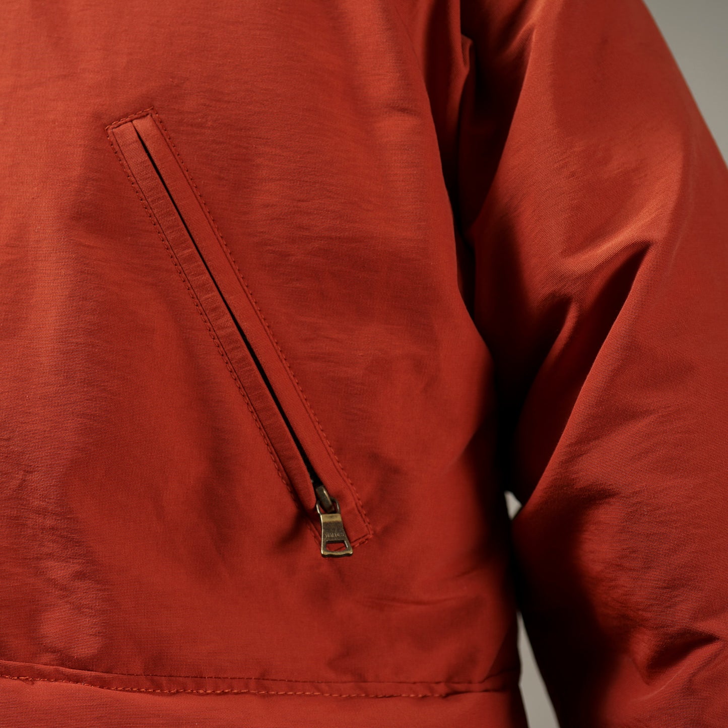 HUNTERS - DOWN JACKET / BYGH-23-AW-03