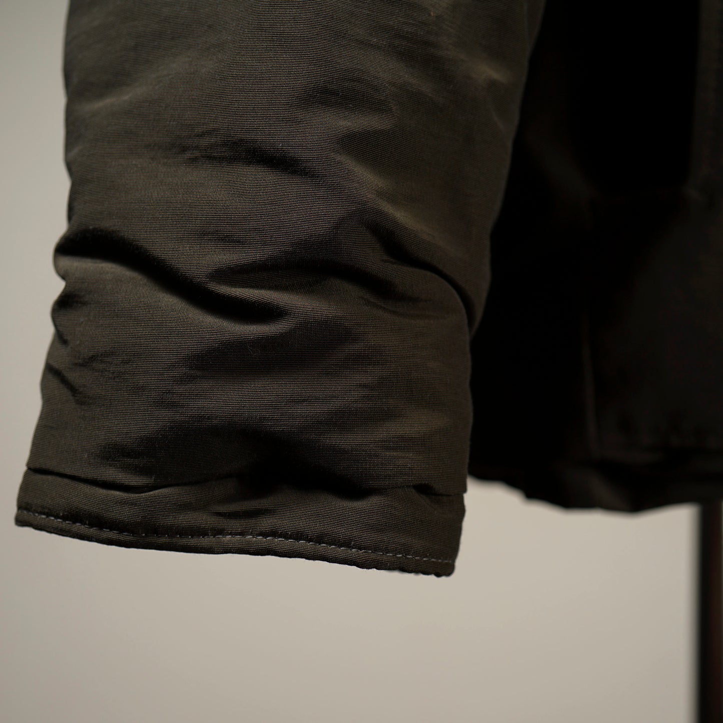 HUNTERS - DOWN JACKET / BYGH-23-AW-03