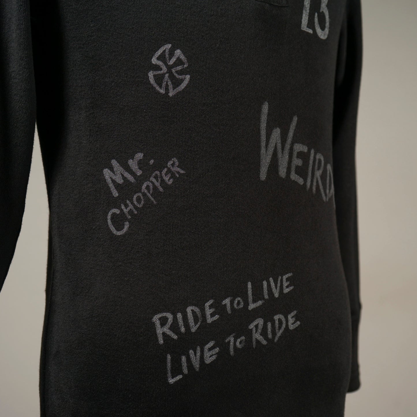 SLAVES - L/S T-SHIRTS / WRD-23-AW-17