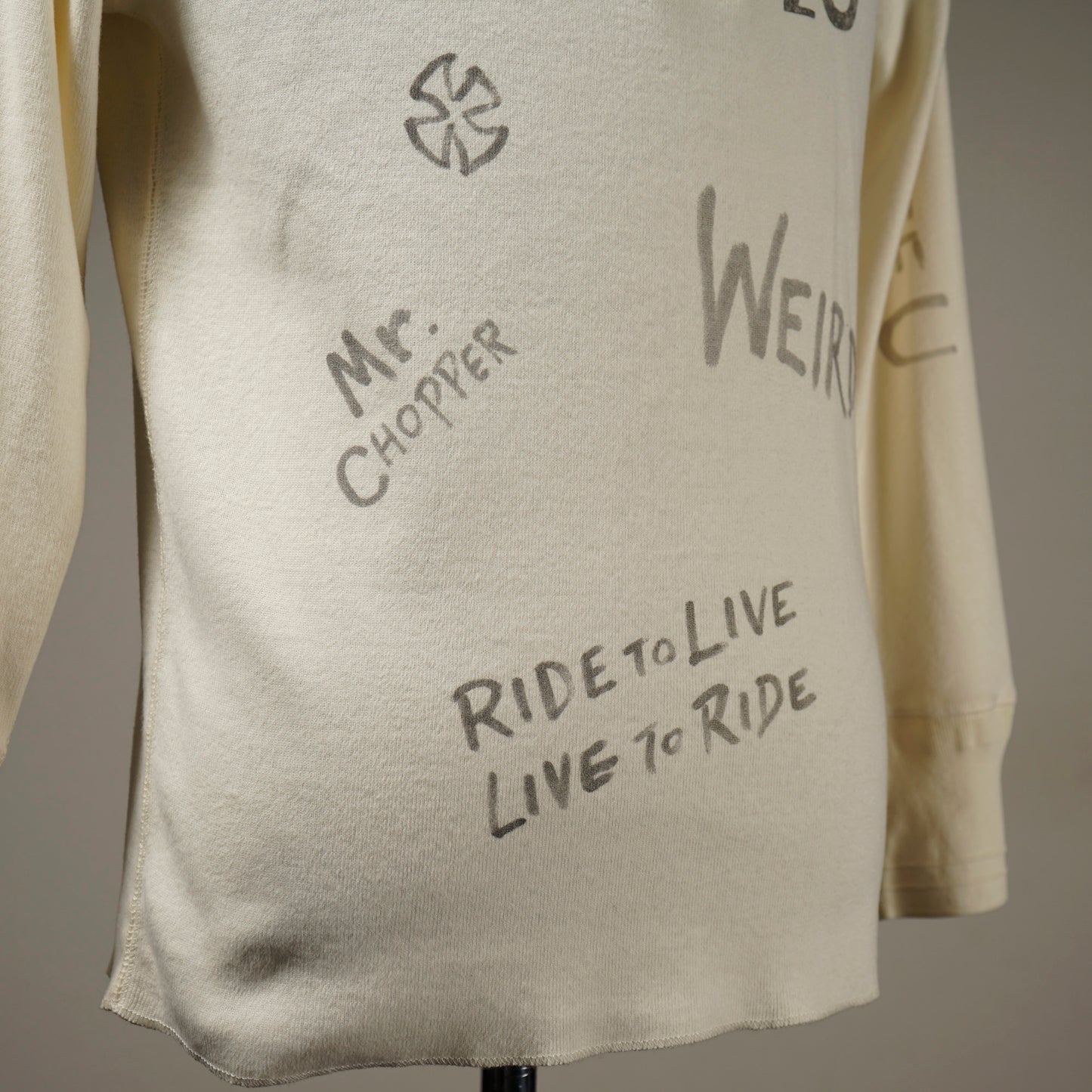 SLAVES - L/S T-SHIRTS / WRD-23-AW-17