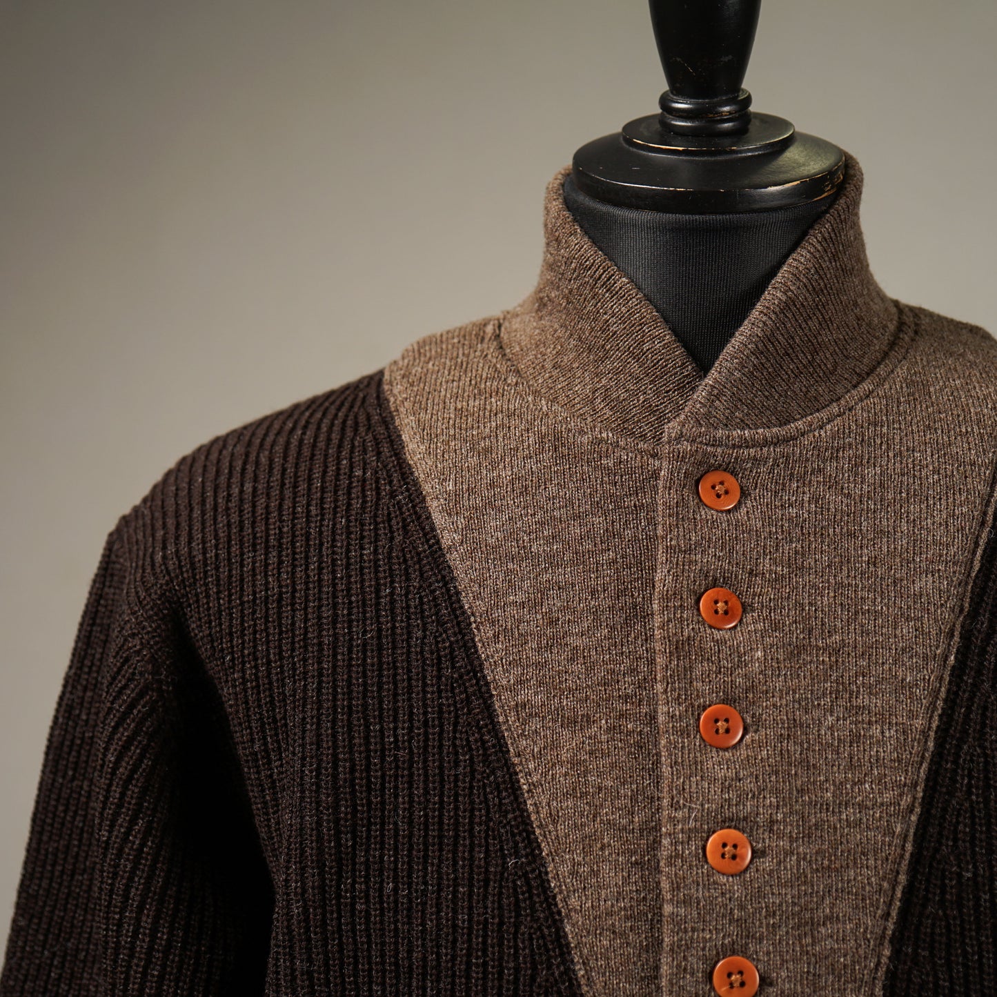 RED GENT - JEEP KNIT / BYGH-24-AW-08