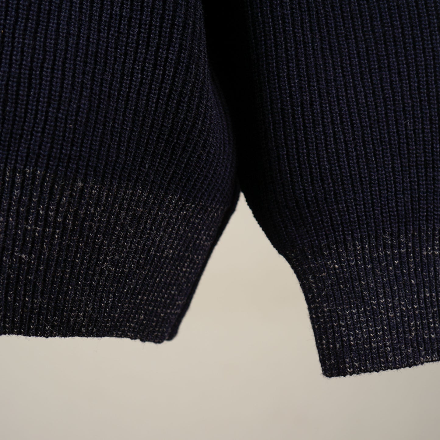 RED GENT - JEEP KNIT / BYGH-24-AW-08