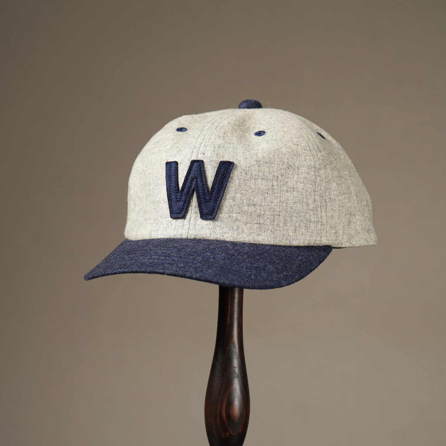 W - BASEBALL CAP / WRD-24-AW-G02