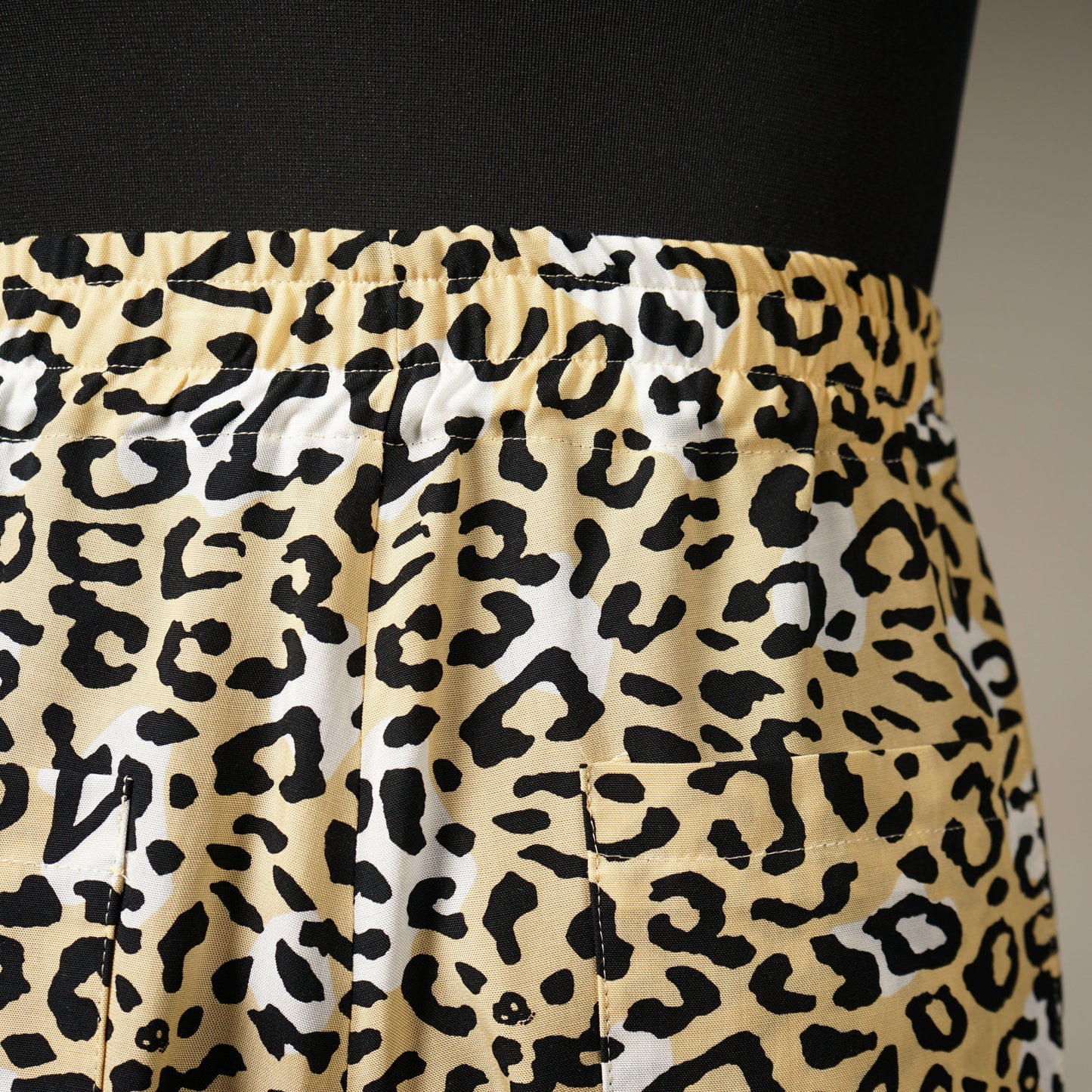 RISE ABOVE - SHORTS / GSV-23-SS-14