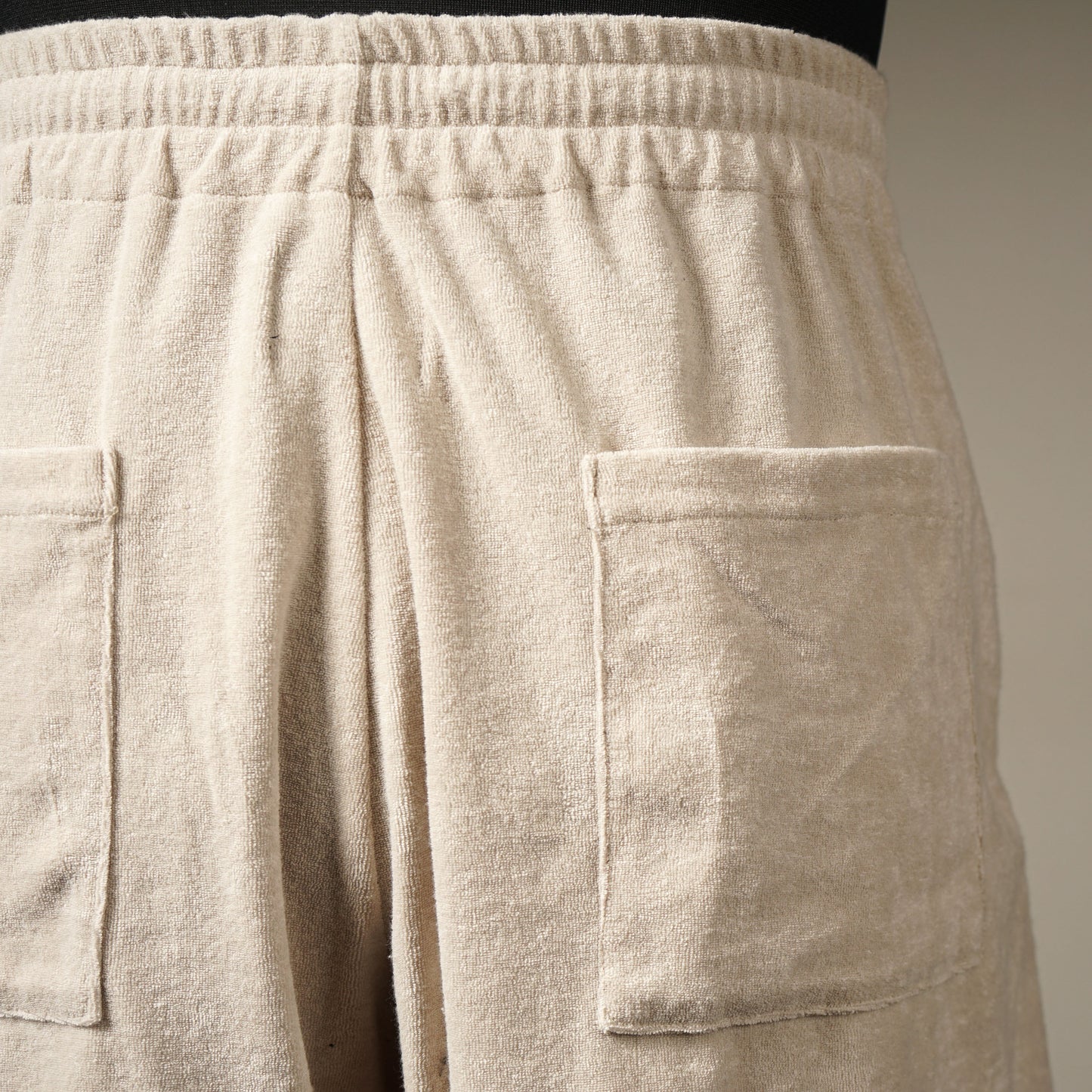 HORSE HEAD - SHORTS / BYGH-23-SS-15
