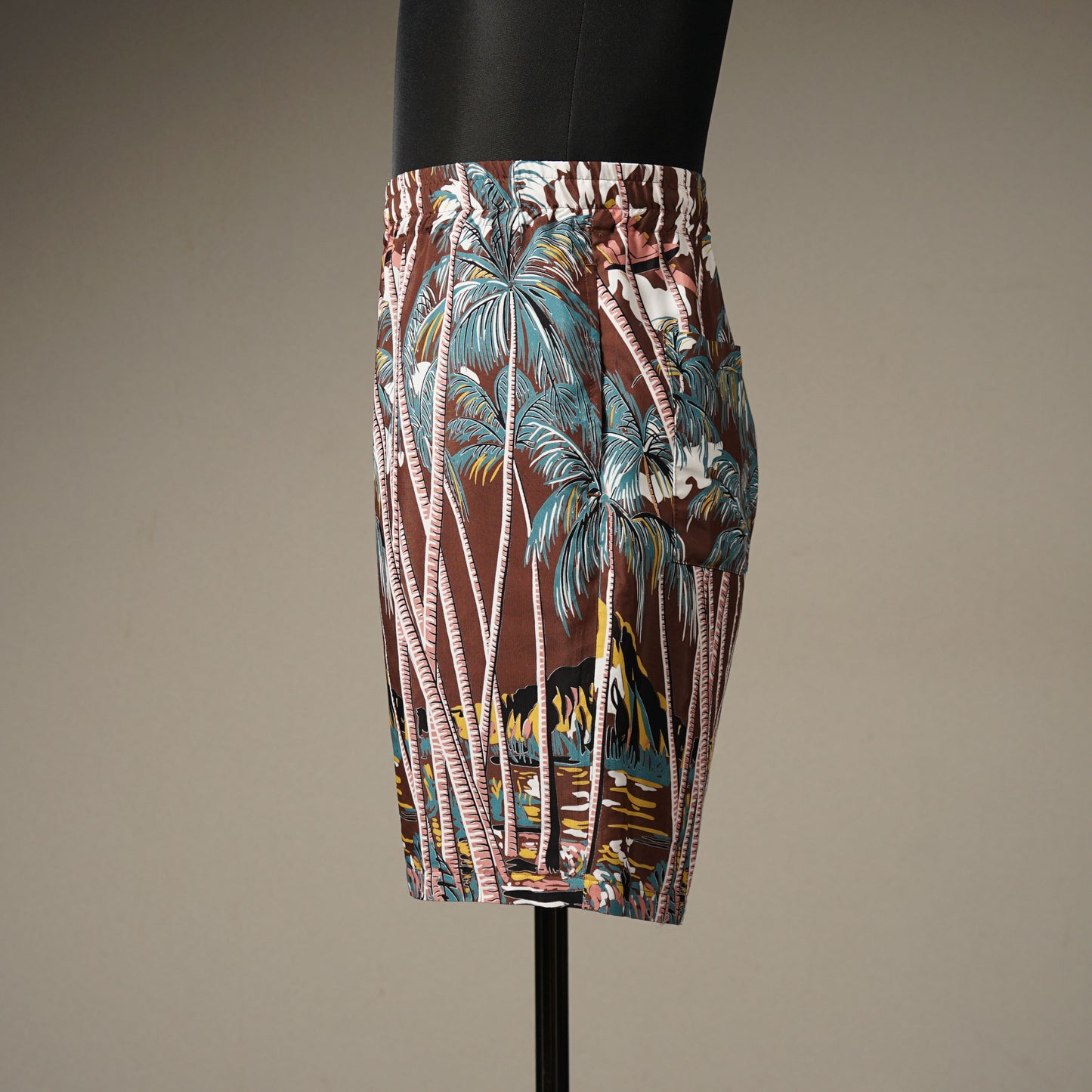 PALM TREE - SHORTS / BYGH-23-SS-08
