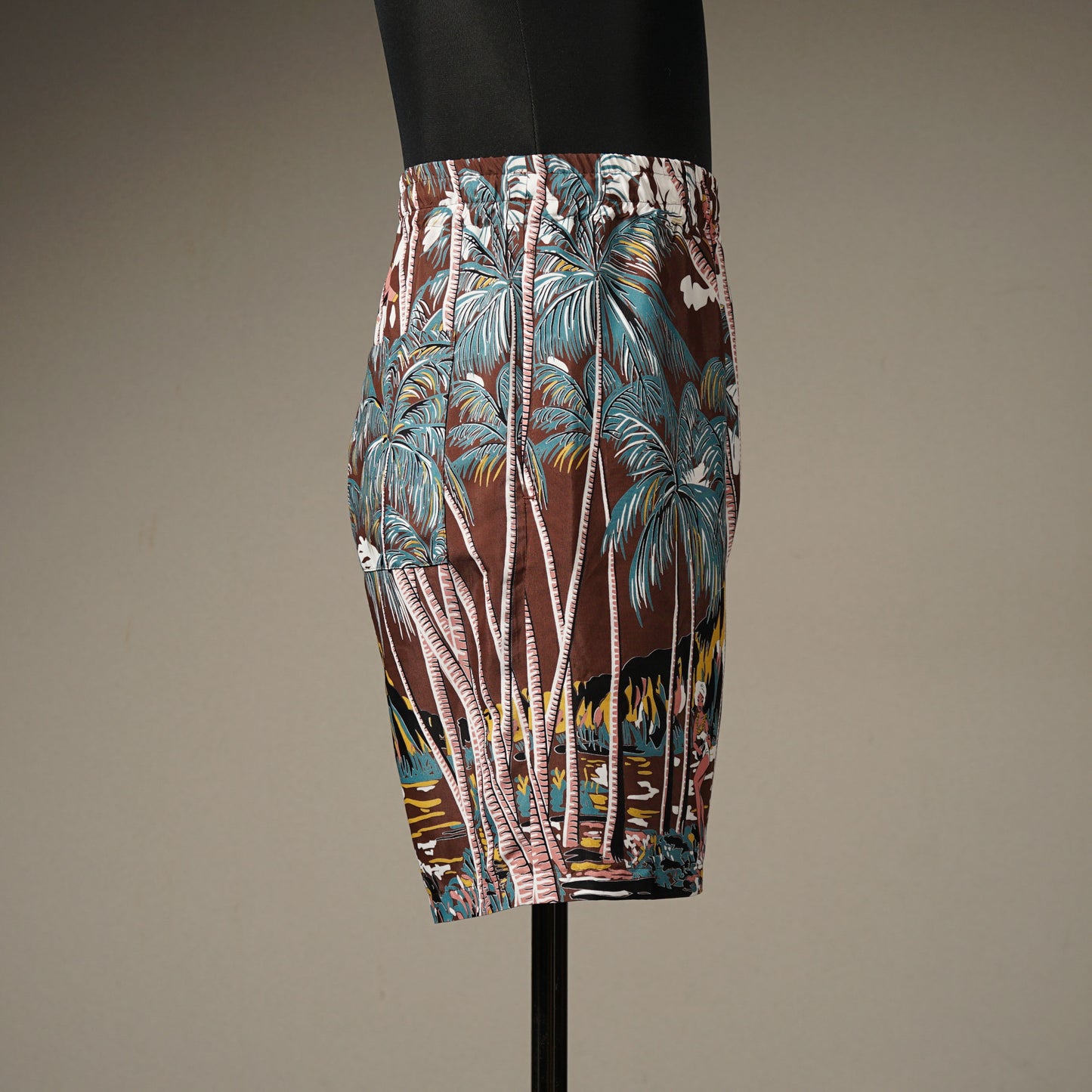 PALM TREE - SHORTS / BYGH-23-SS-08