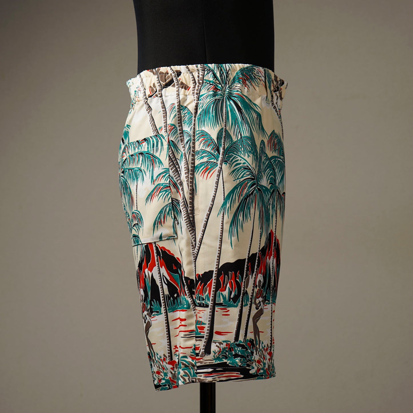 PALM TREE - SHORTS / BYGH-23-SS-08