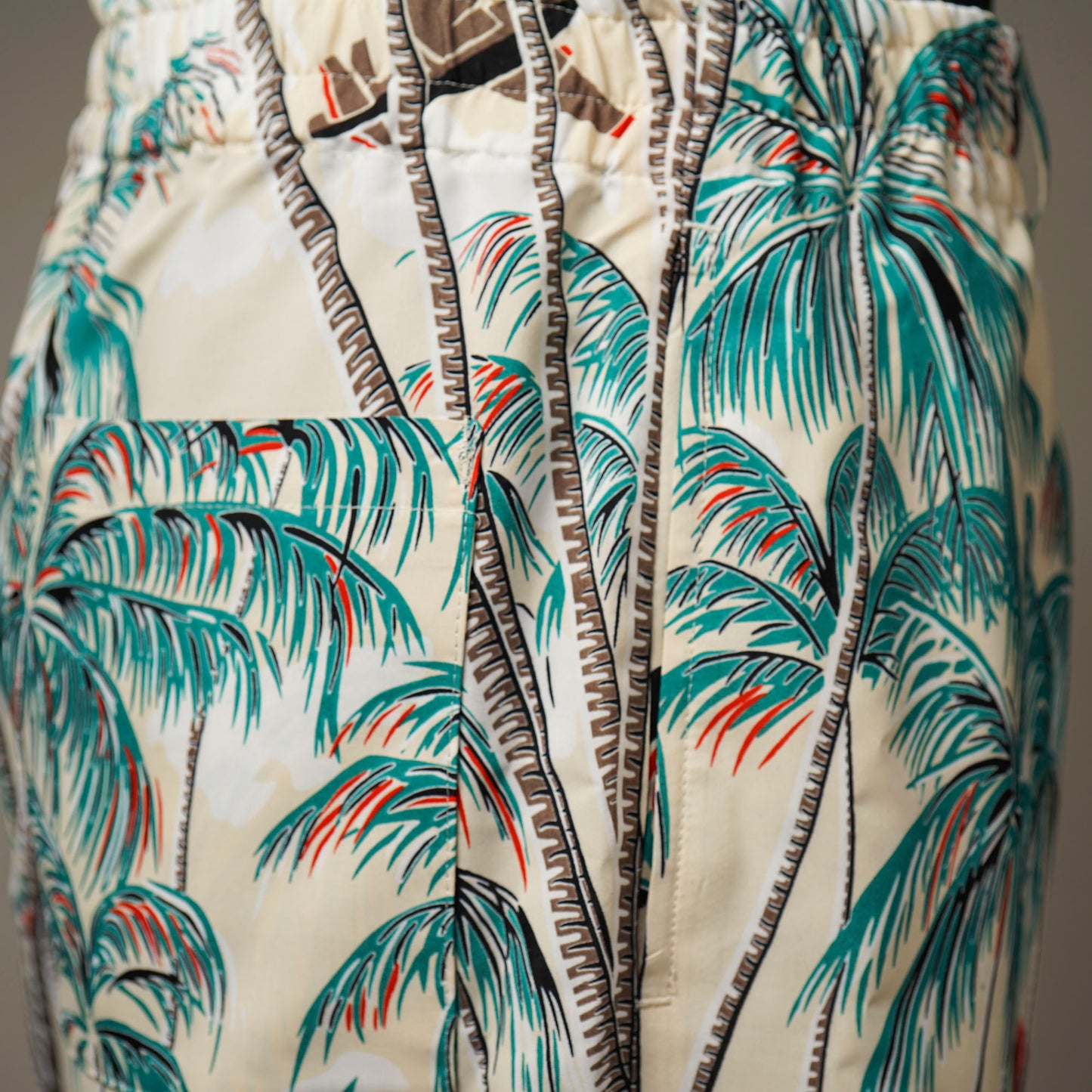 PALM TREE - SHORTS / BYGH-23-SS-08