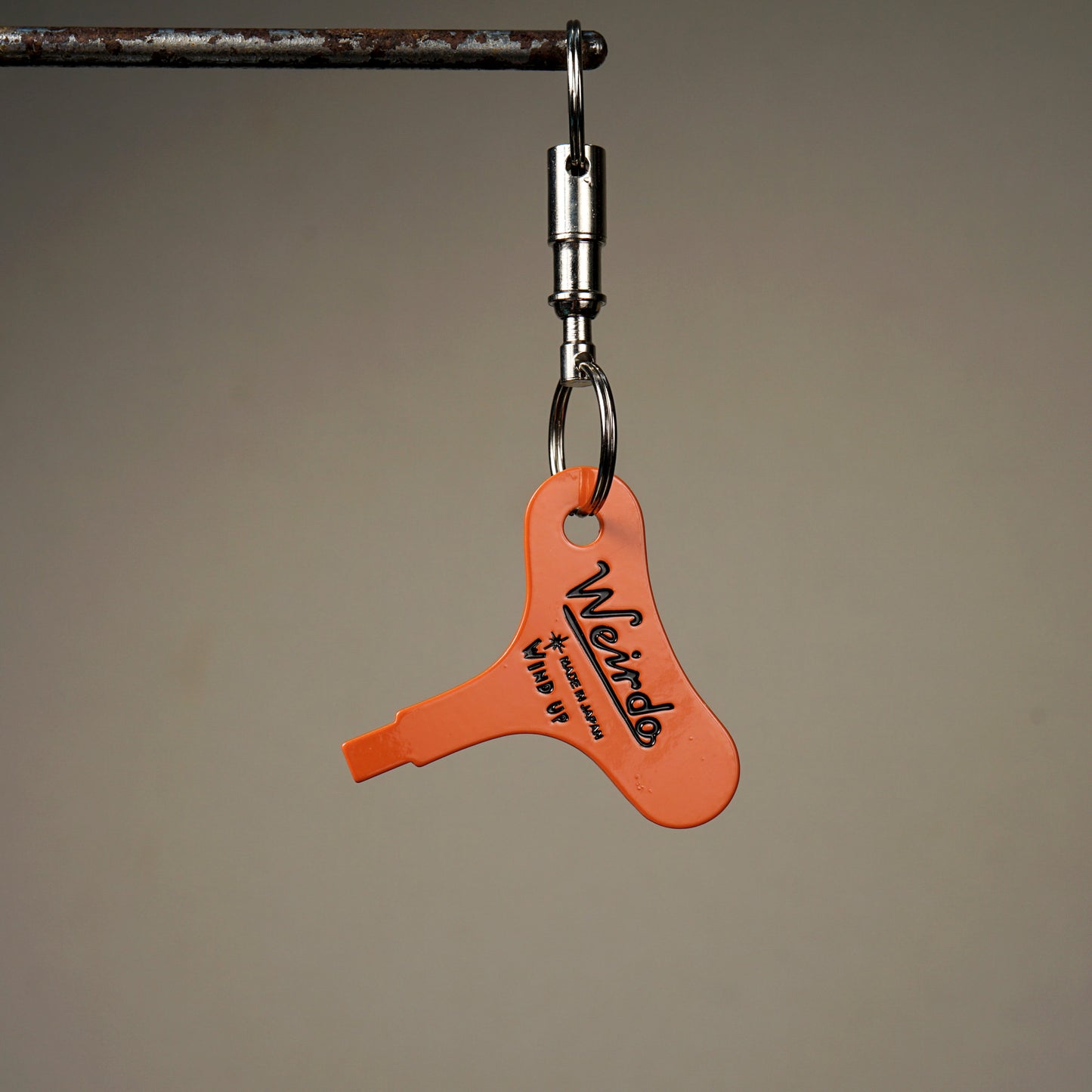 WIND UP - KEY HOLDER