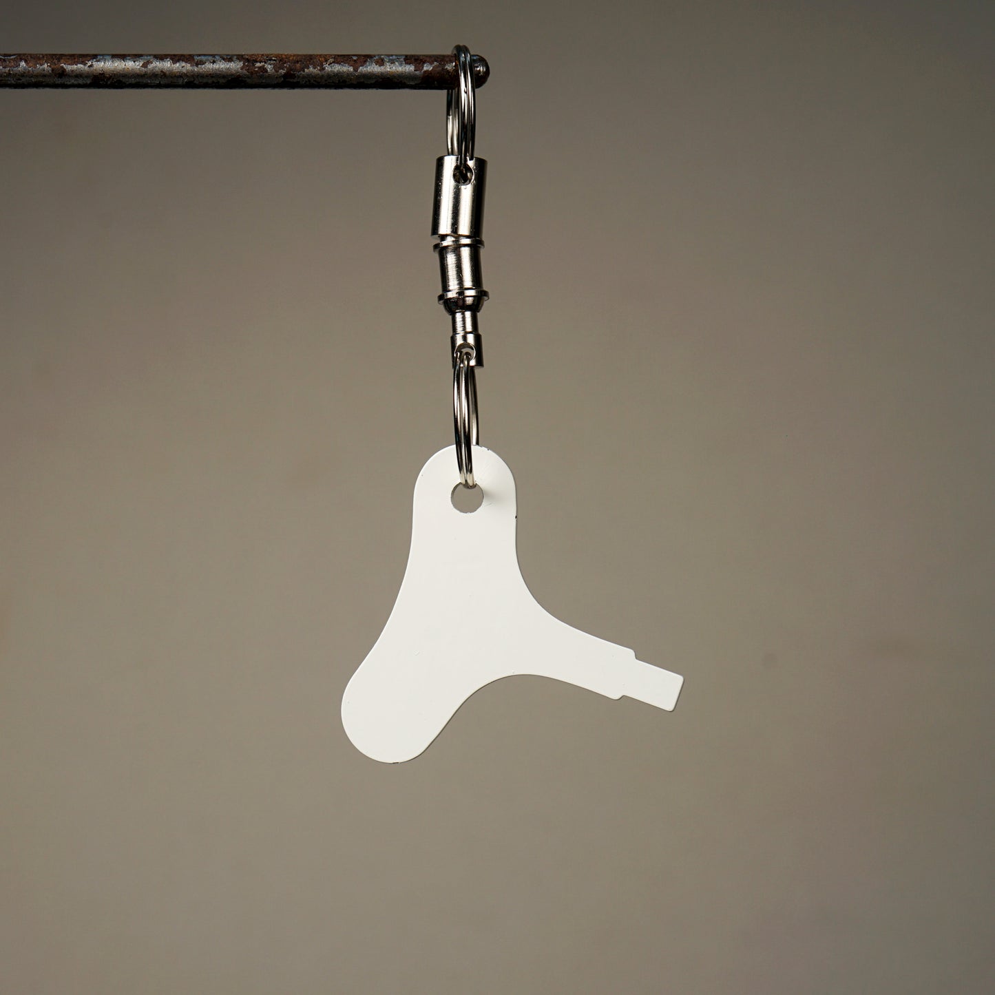 WIND UP - KEY HOLDER