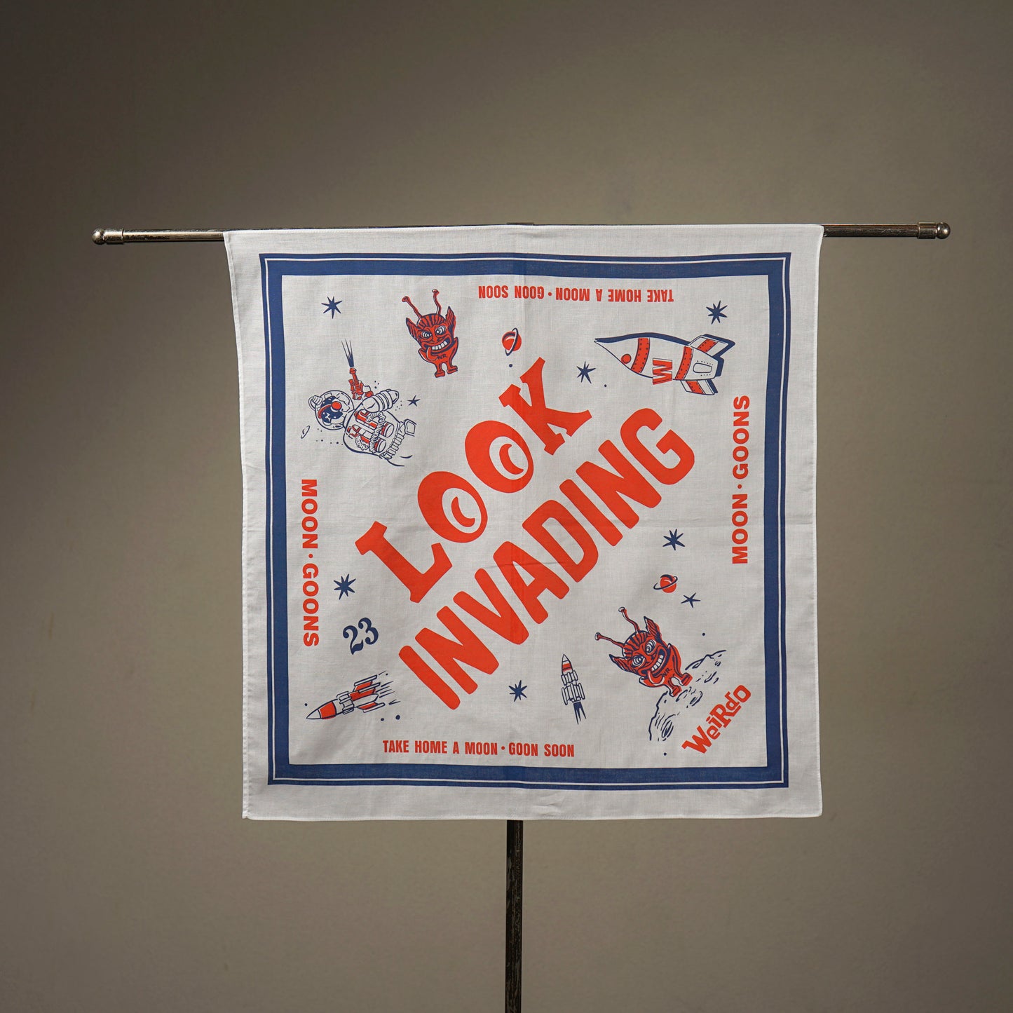 LOOK INVADING - BANDANA / WRD53G08