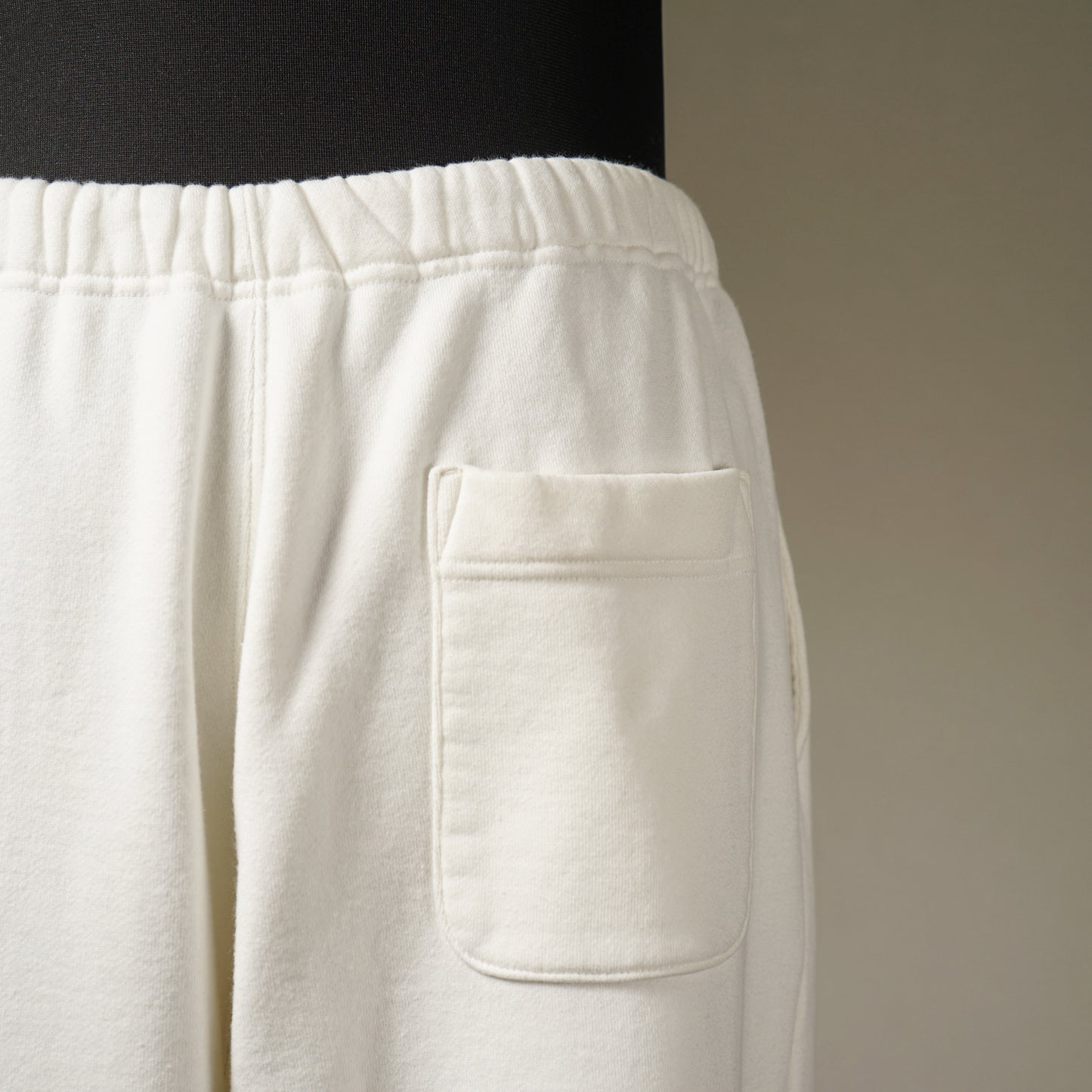 CIRCLE SIG - SWEAT PANTS / GSV-24-SS-18