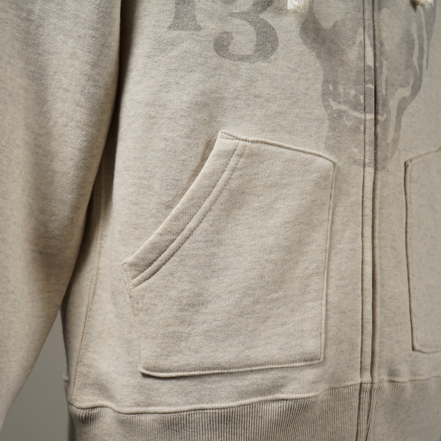 THIRTEEN CROWS - ZIP UP HOODIE / OC-23-AW-11