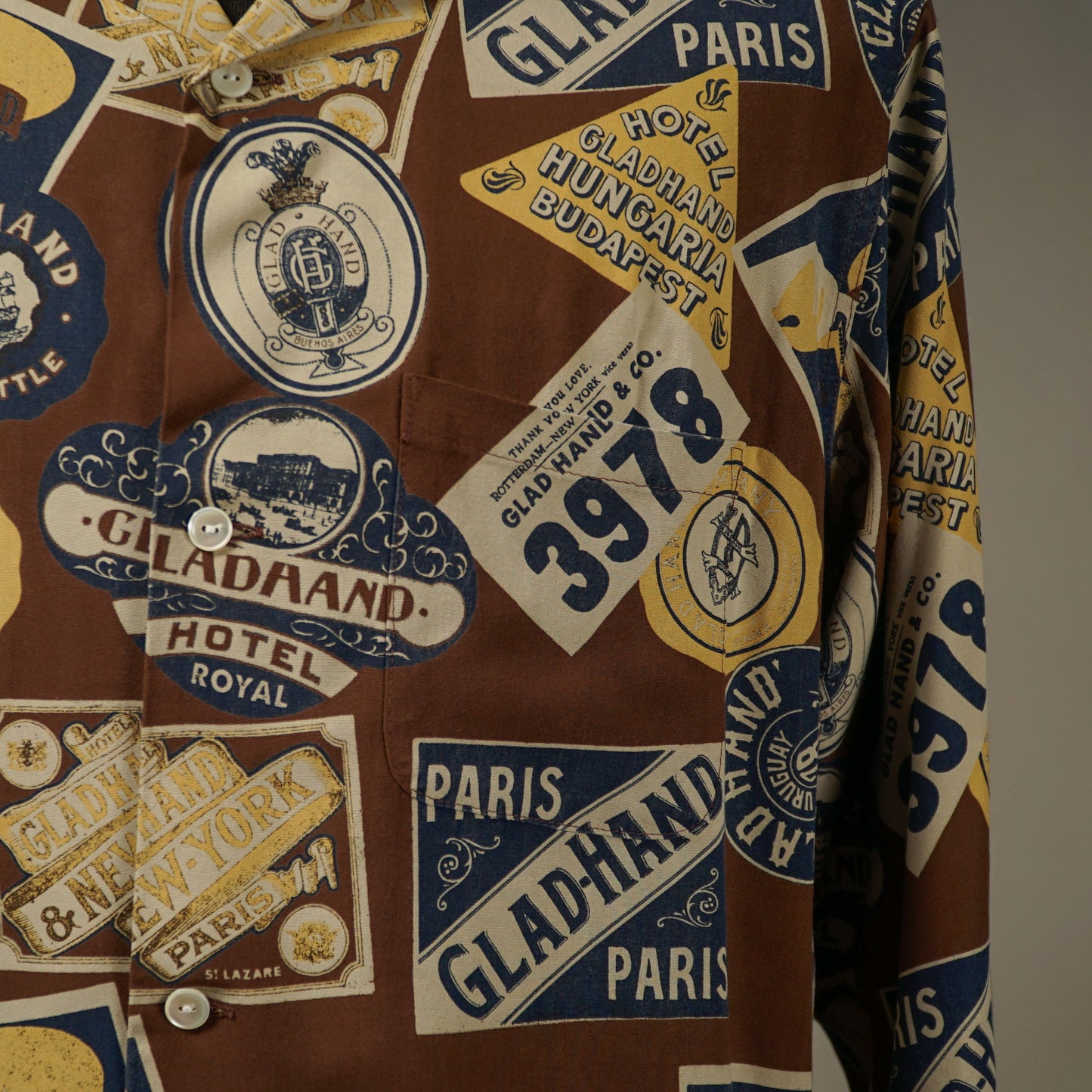 LUGGAGE LABEL - L/S SHIRTS / BYGH5105
