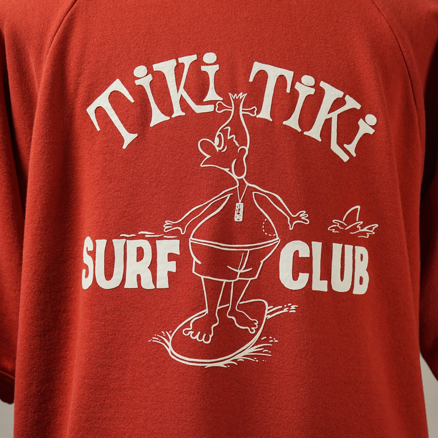 TIKITIKI SURF CLUB - S/S SWEAT / WRD-24-SS-15