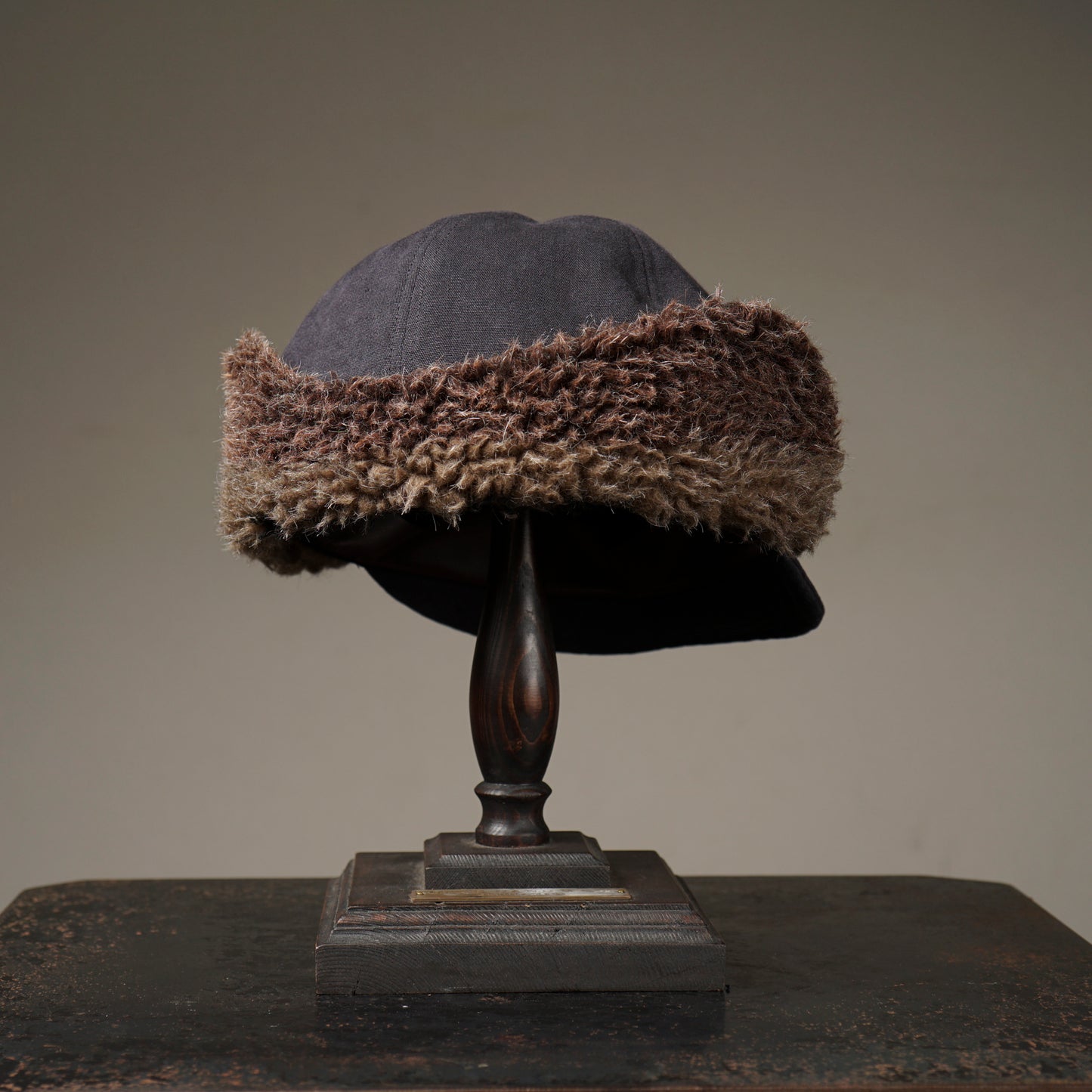 SLAVES - EARMUFFS / WRD-23-AW-G01