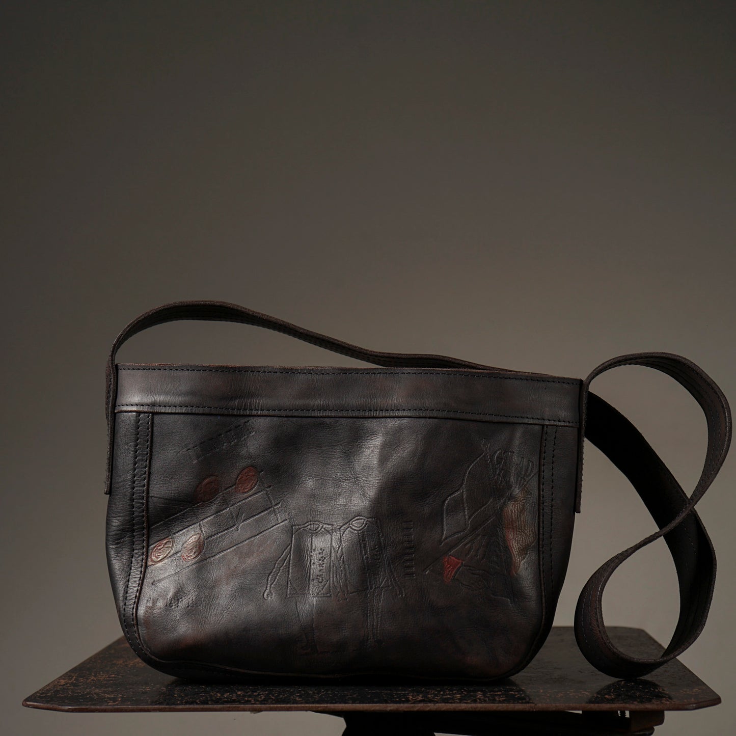 LEATHER NEWS PAPER BAG SMALL "GLAD POSTALS"【VASCO × GLADHAND】