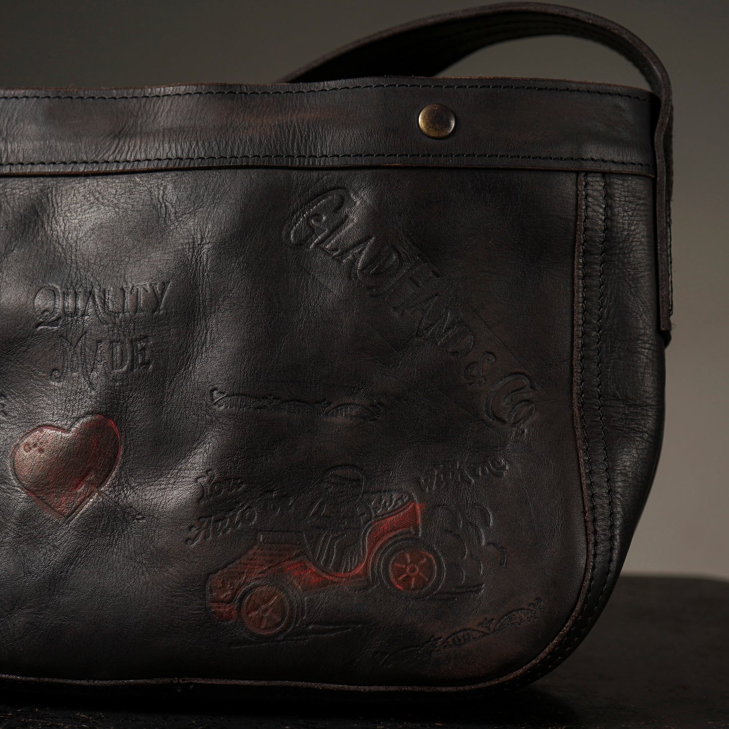 LEATHER NEWS PAPER BAG SMALL "GLAD POSTALS"【VASCO × GLADHAND】