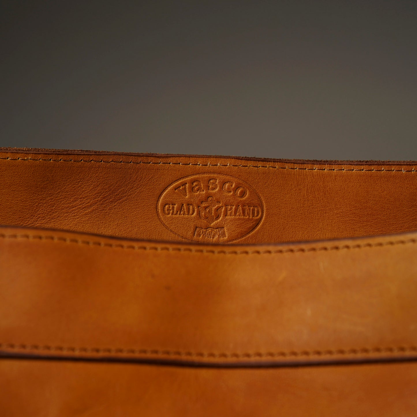 LEATHER NEWS PAPER BAG "GLAD POSTALS"【VASCO × GLADHAND】