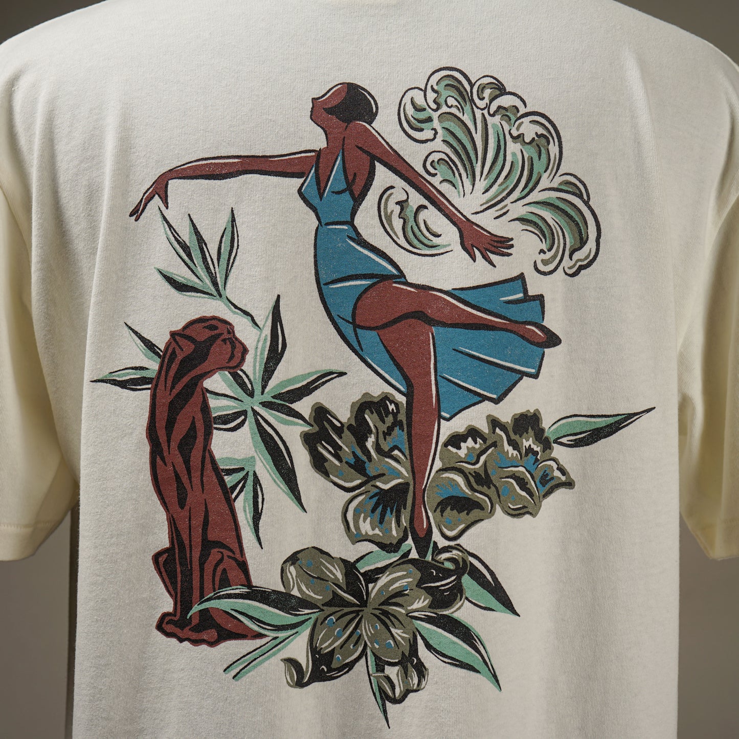 LADY WITH PANTHER - S/S T-SHIRTS / GSV5125