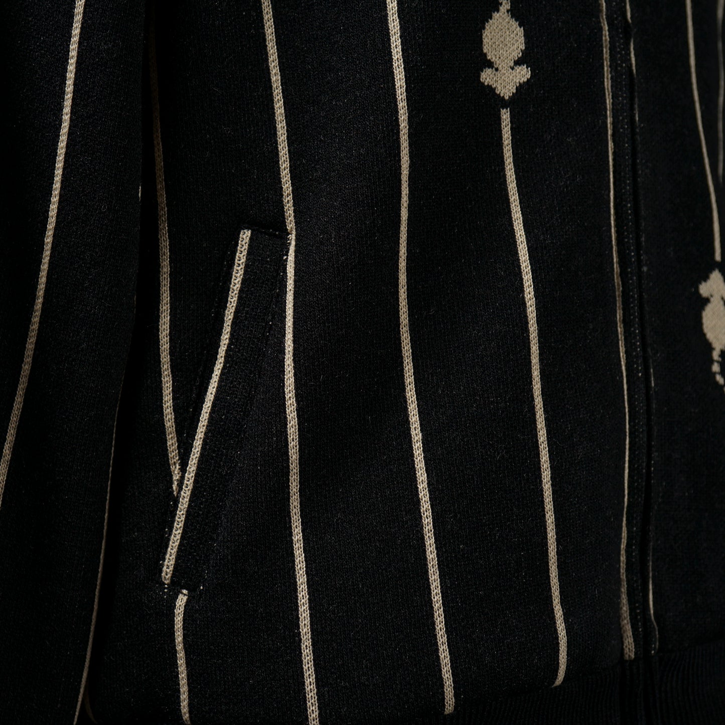 WIND UP - KNIT BLOUSON / WRD-23-AW-08