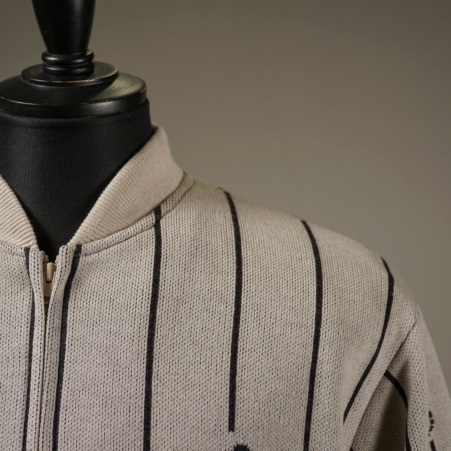 WIND UP - KNIT BLOUSON / WRD-23-AW-08