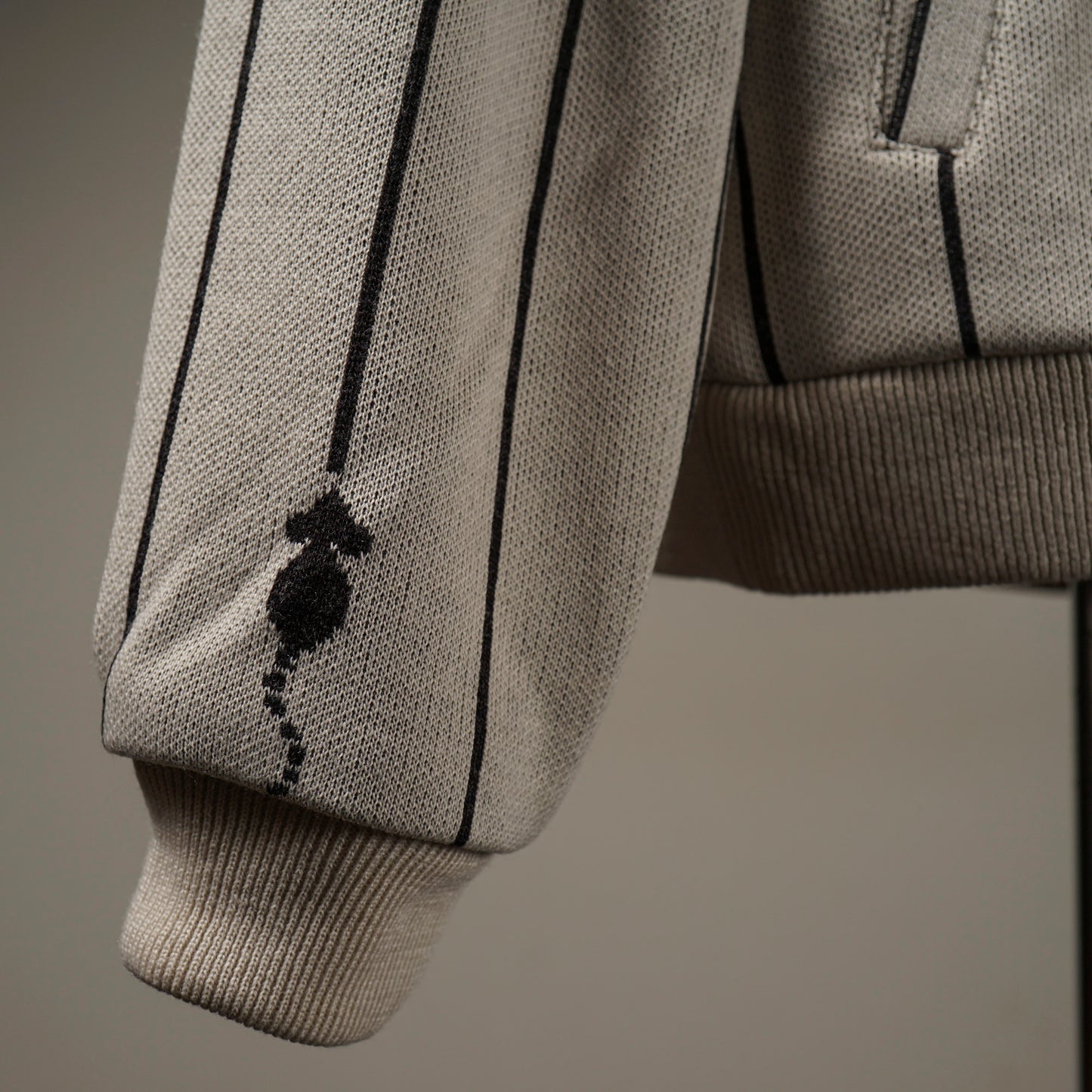 WIND UP - KNIT BLOUSON / WRD-23-AW-08