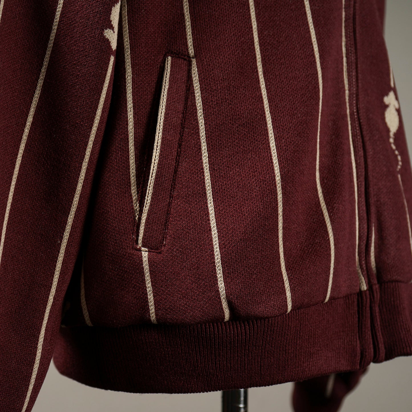 WIND UP - KNIT BLOUSON / WRD-23-AW-08