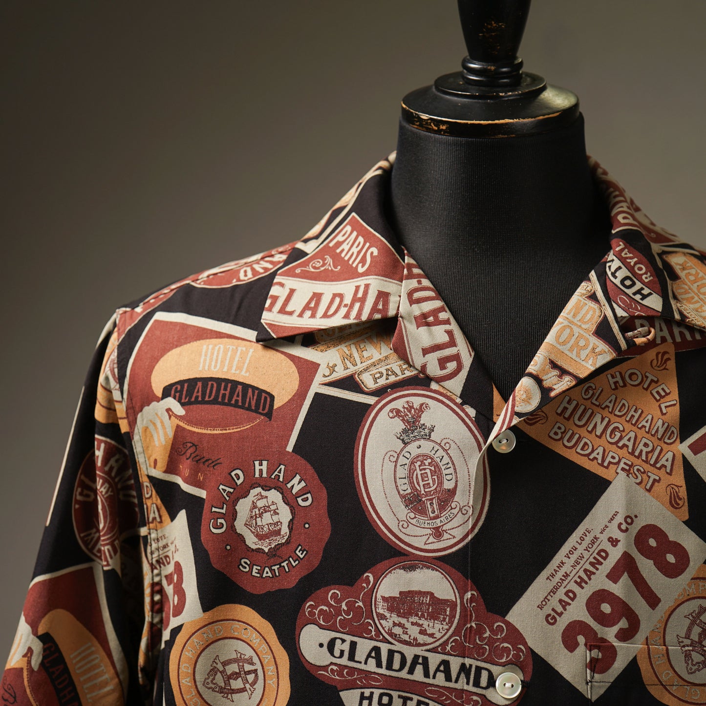 LUGGAGE LABEL - S/S SHIRTS / BYGH5106