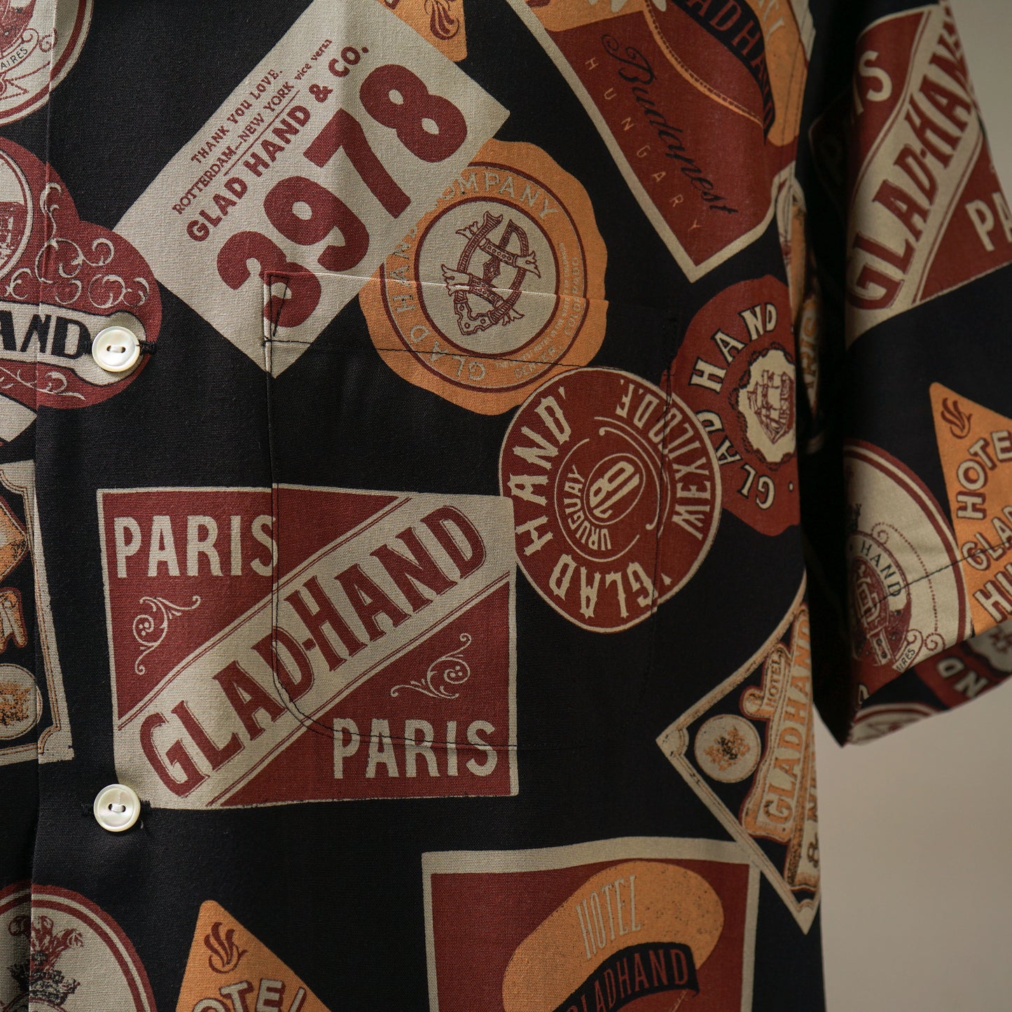 LUGGAGE LABEL - S/S SHIRTS / BYGH5106