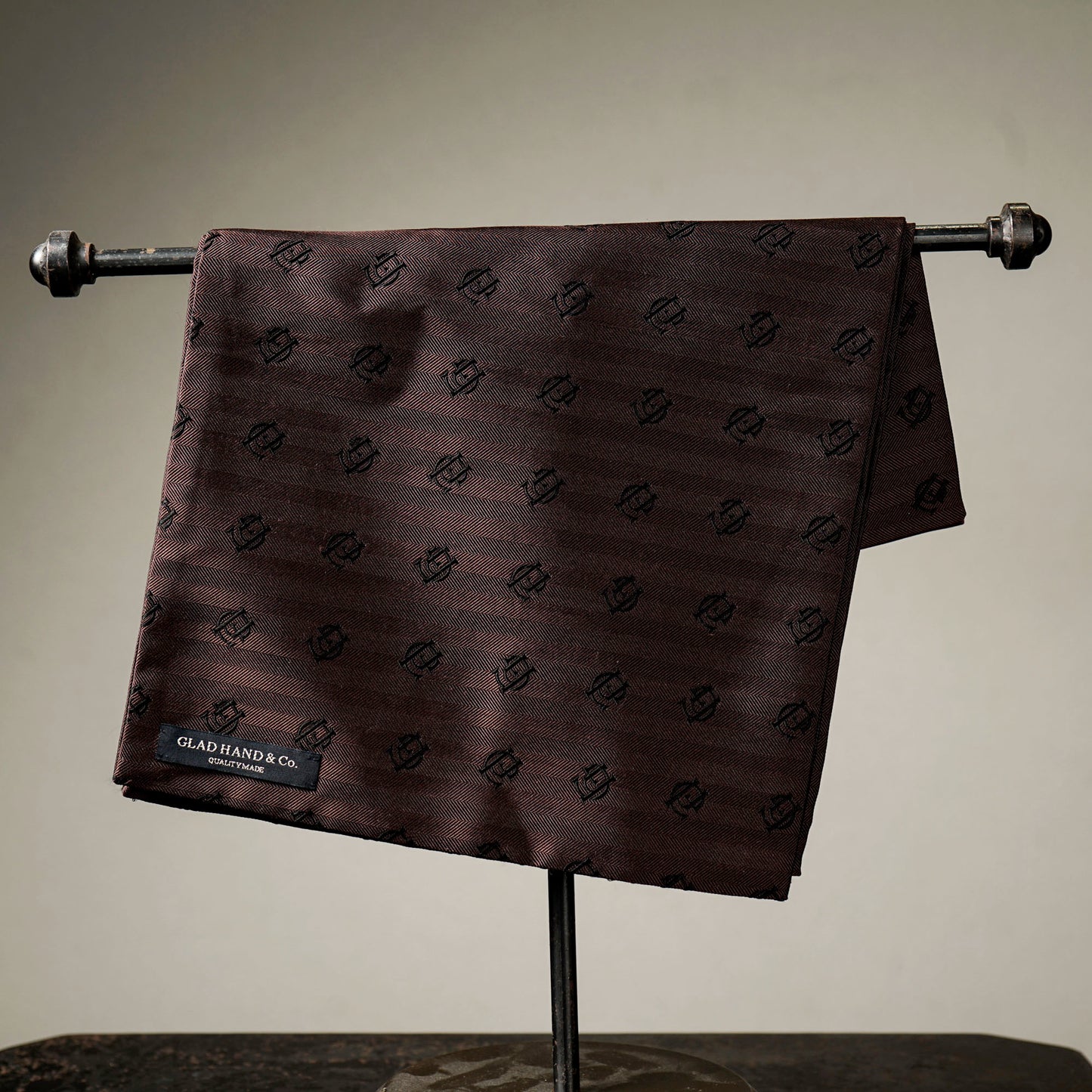 FAMILY CREST STOLE