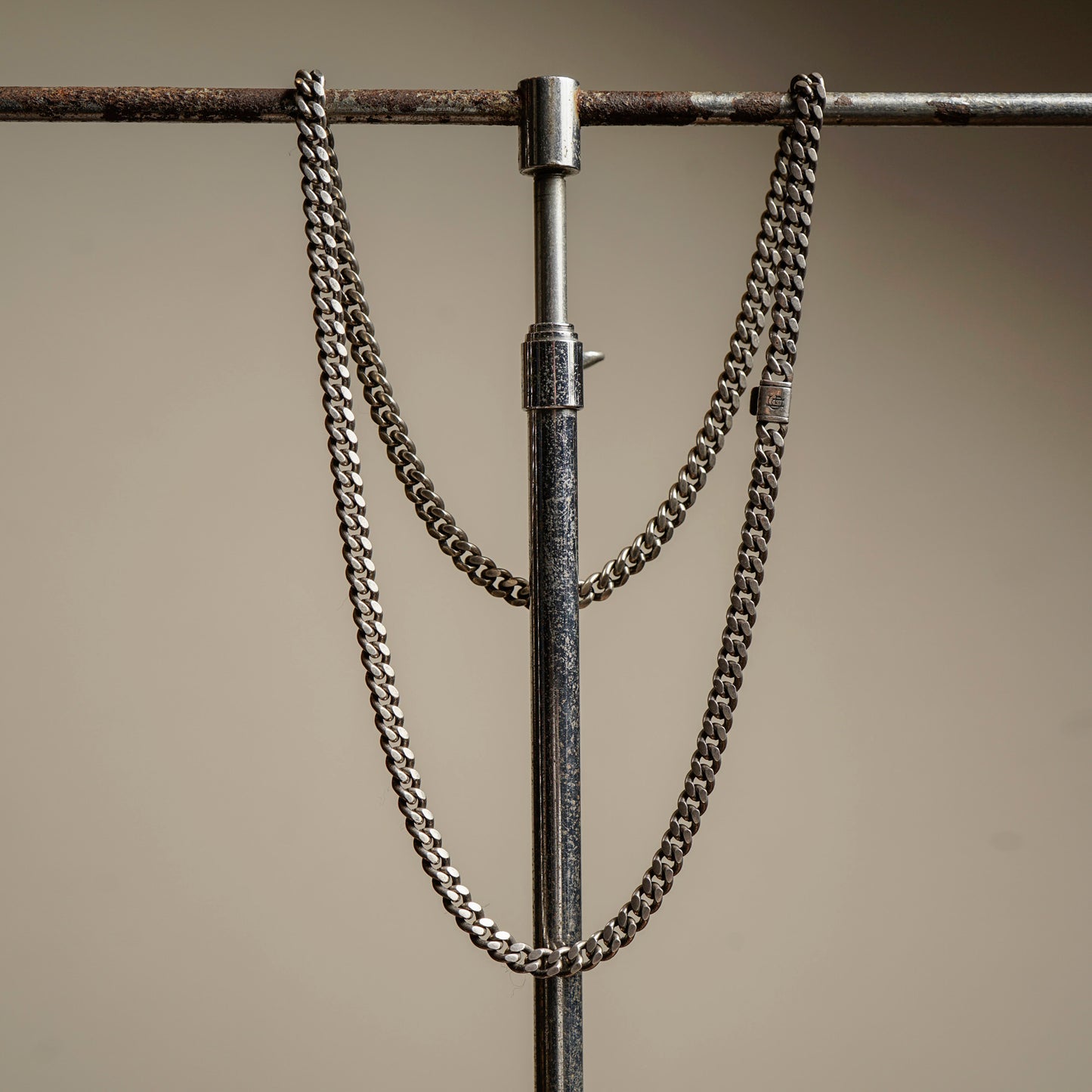 NARROW CHAIN NECKLACE
