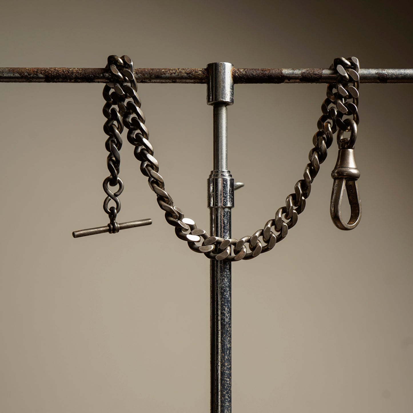 WALLET CHAIN