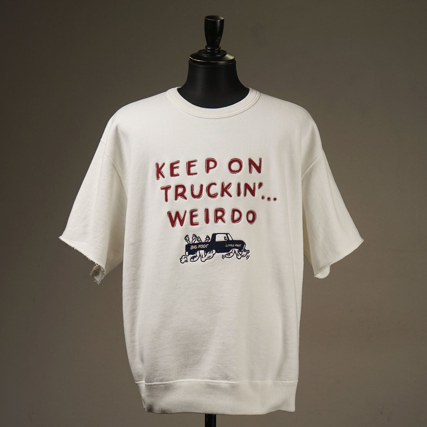 KEEP ON TRUCKIN' - S/S SWEAT / WRD5116