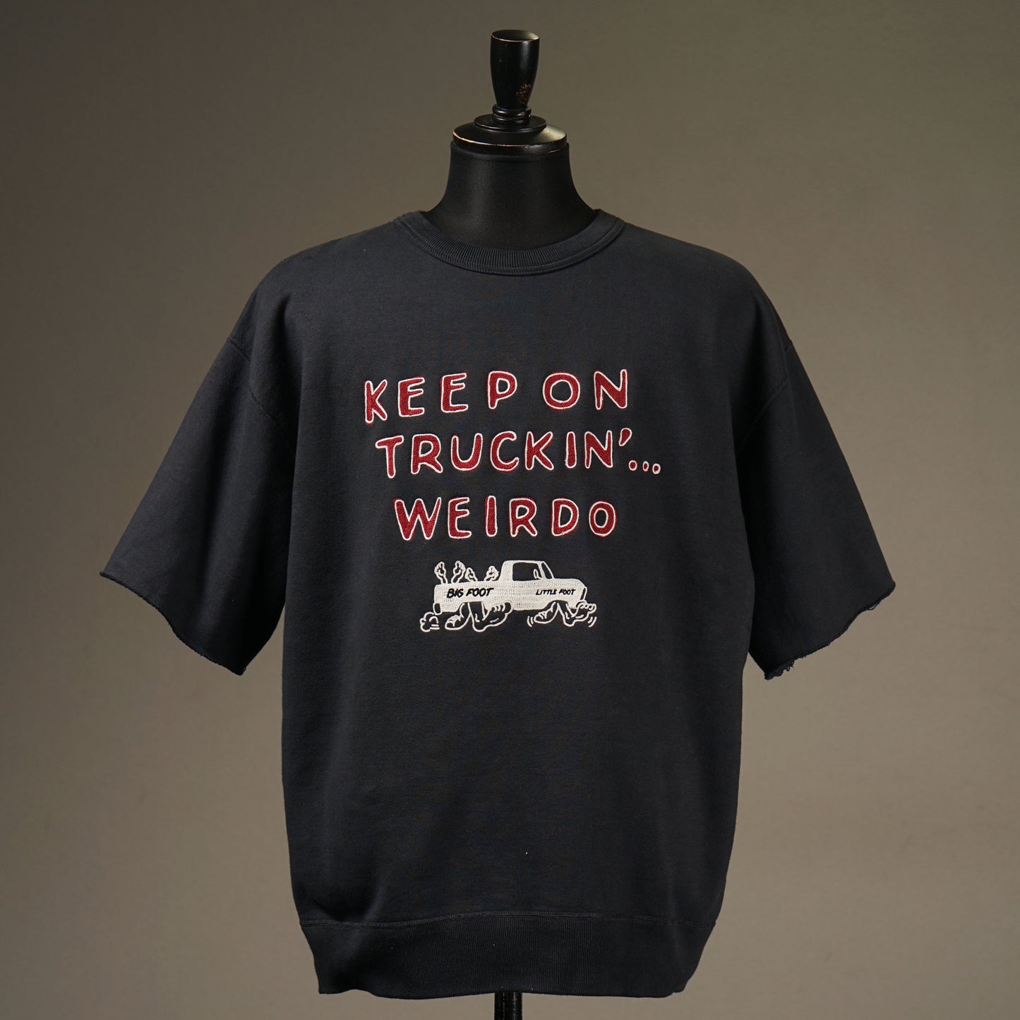 KEEP ON TRUCKIN' - S/S SWEAT / WRD5116
