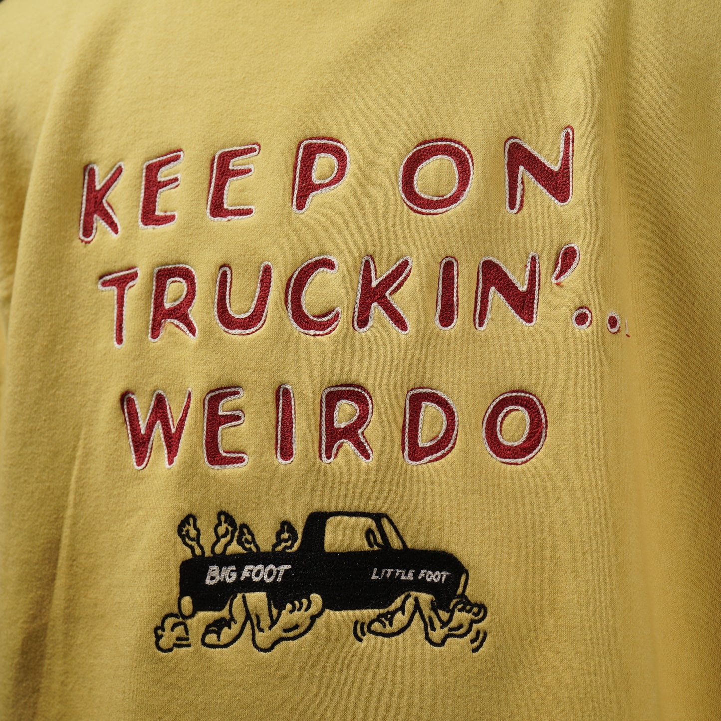 KEEP ON TRUCKIN' - S/S SWEAT / WRD5116