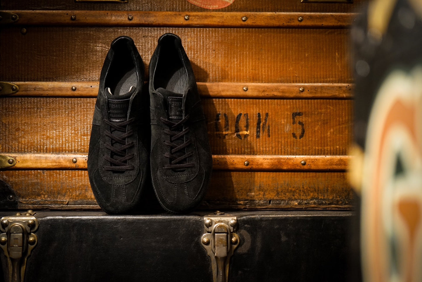 PROVENANCE - GERMAN TRAINER SHOES / BYGH-24-AW-G03