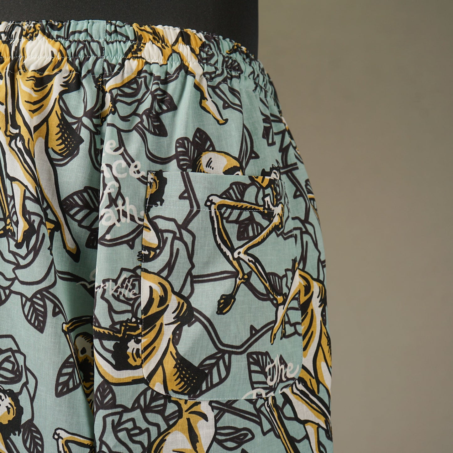 DANCE OF DEATH - EASY PANTS / GSV5106
